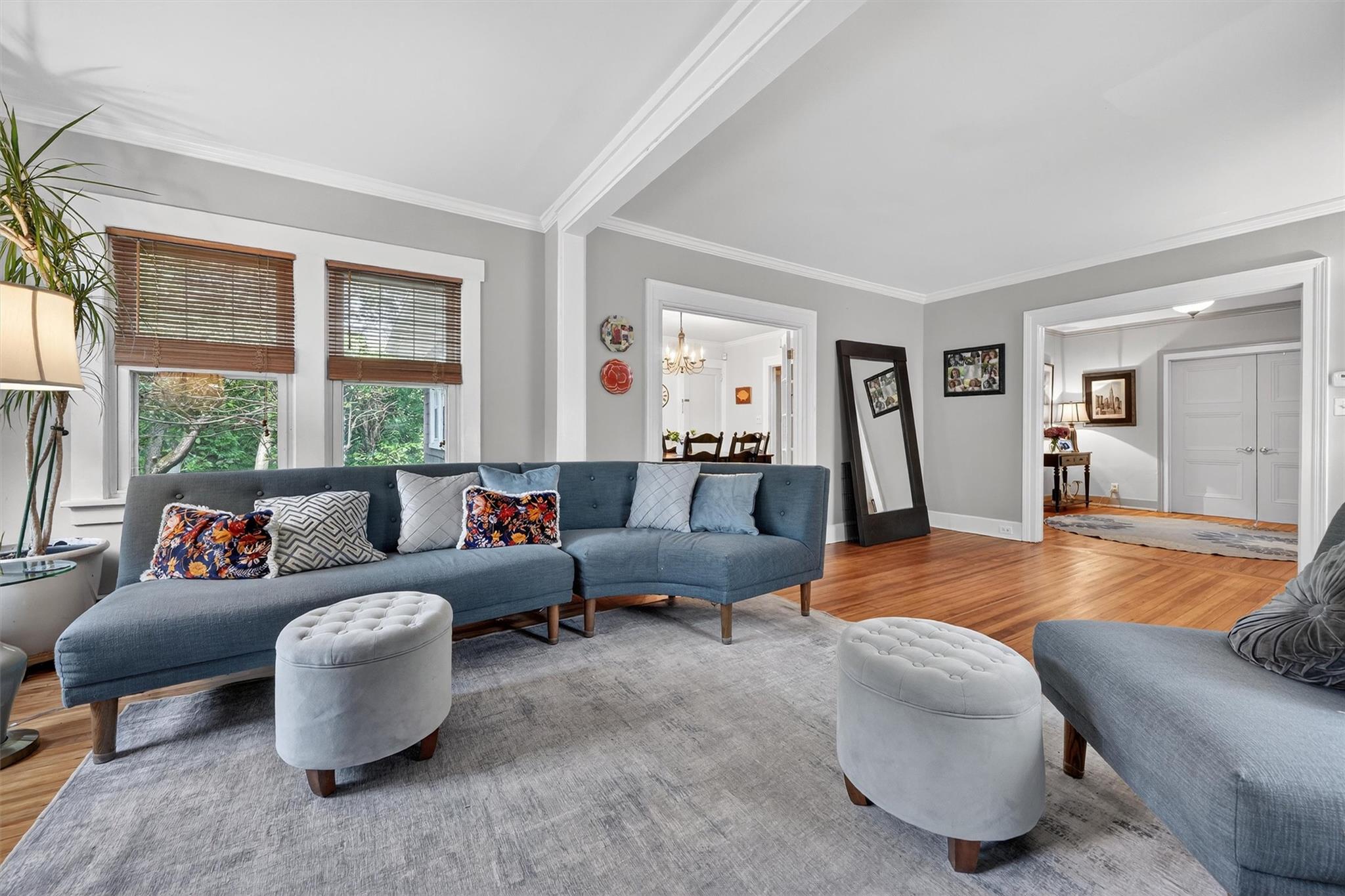 Airmont, New York, 10901, United States, 5 Bedrooms Bedrooms, ,3 BathroomsBathrooms,Residential,For Sale,1868827