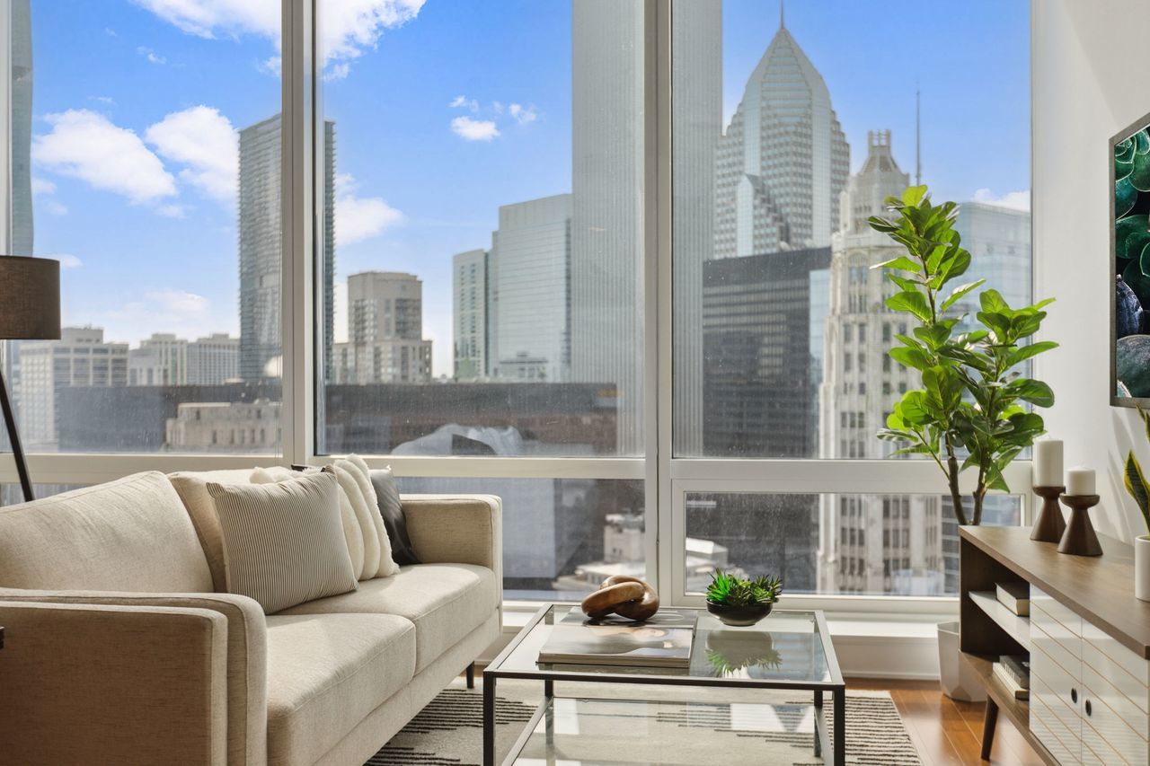 Chicago, Illinois, 60611, United States, 1 Bedroom Bedrooms, ,2 BathroomsBathrooms,Residential,For Sale,1793524