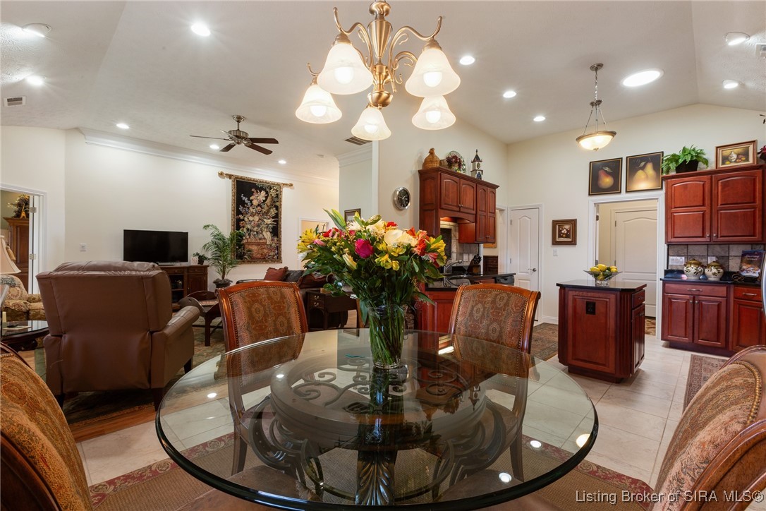Jeffersonville, Indiana, 47130, United States, 3 Bedrooms Bedrooms, ,2 BathroomsBathrooms,Residential,For Sale,1752485