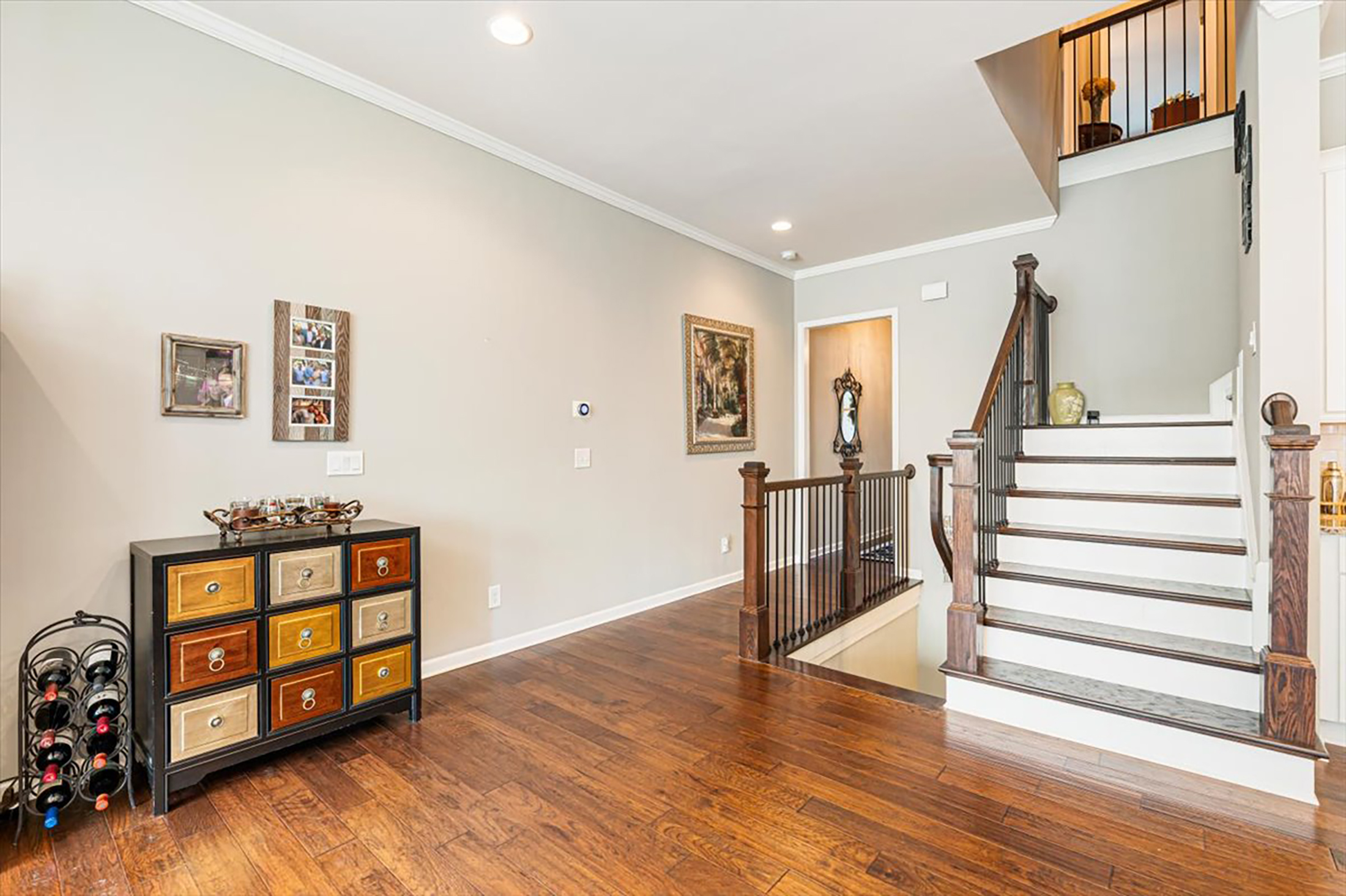  Beautifully Maintained Townhome in Gated Community - 物件實景