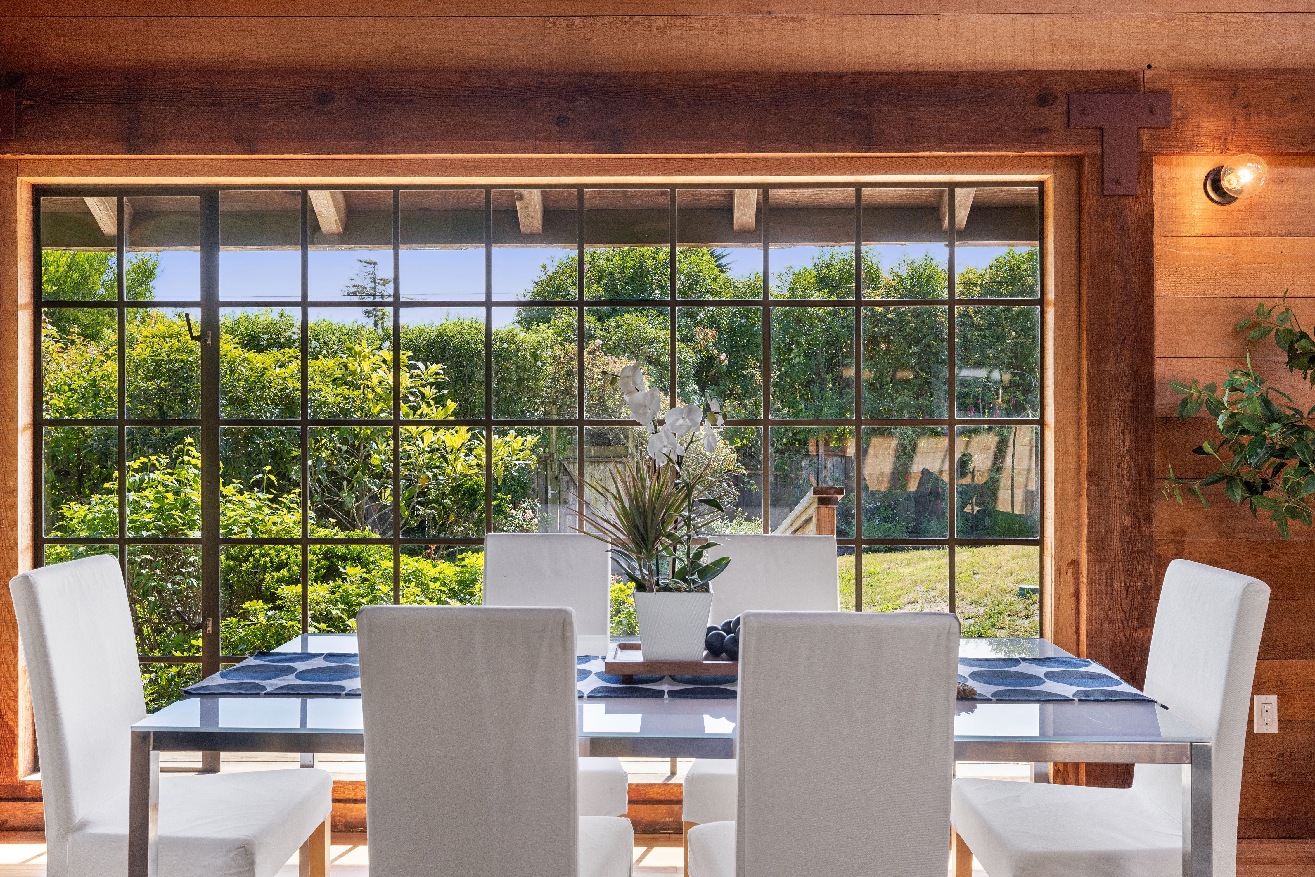  Redwood, Glass, and Companion Spaces - 物件實景