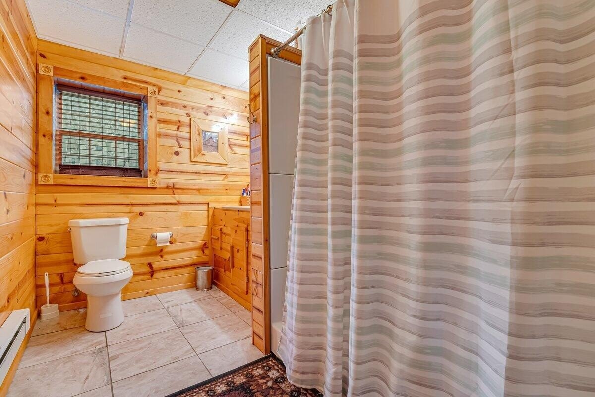 Hazleton, Pennsylvania, 18202, United States, 4 Bedrooms Bedrooms, ,3 BathroomsBathrooms,Residential,For Sale,1754491