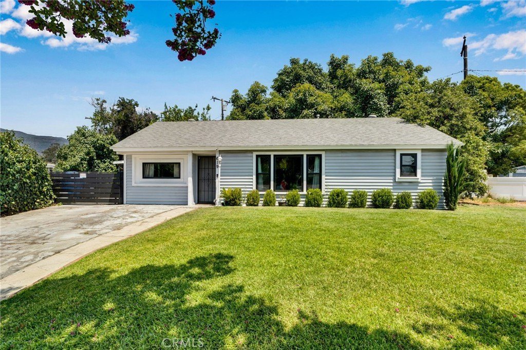 Glendora, California, 91741, United States, 3 Bedrooms Bedrooms, ,1 BathroomBathrooms,Residential,For Sale,1920323