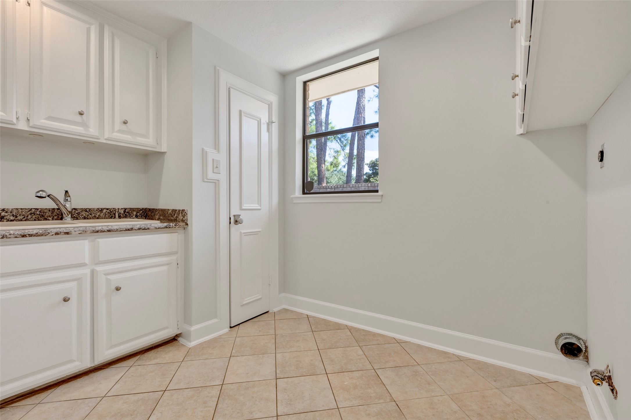 Houston, Texas, 77077, United States, 4 Bedrooms Bedrooms, ,4 BathroomsBathrooms,Residential,For Sale,1990335