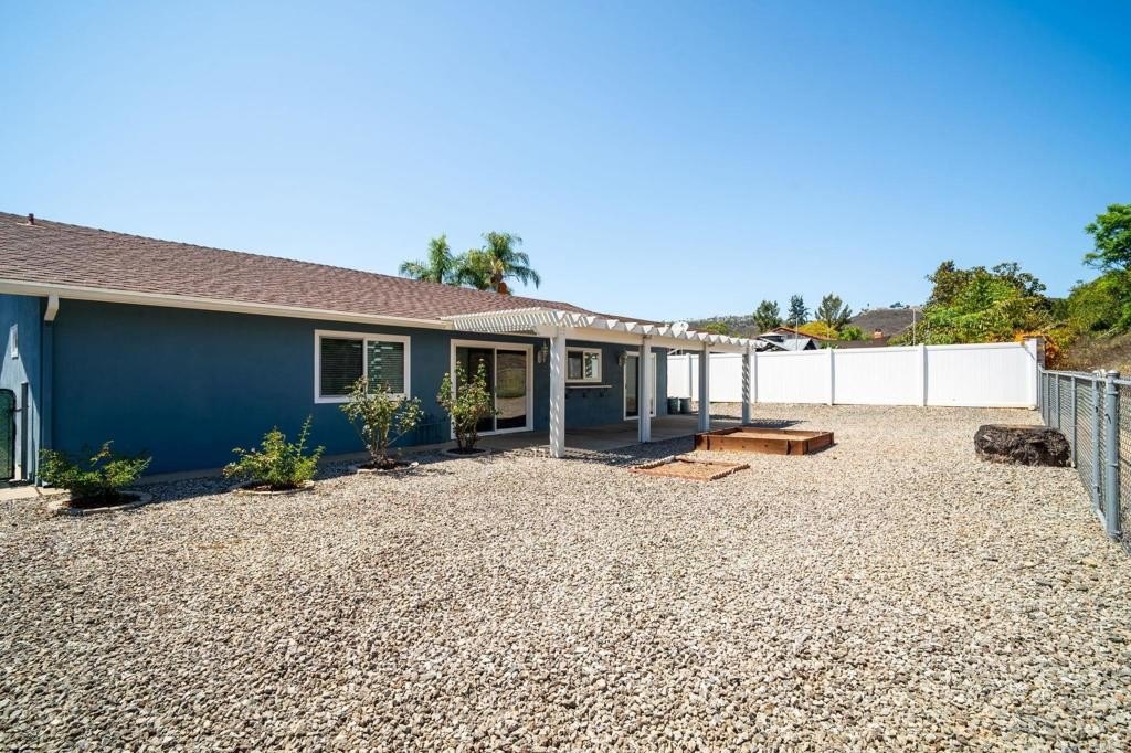 Escondido, California, 92026, United States, 2 Bedrooms Bedrooms, ,2 BathroomsBathrooms,Residential,For Sale,1942214