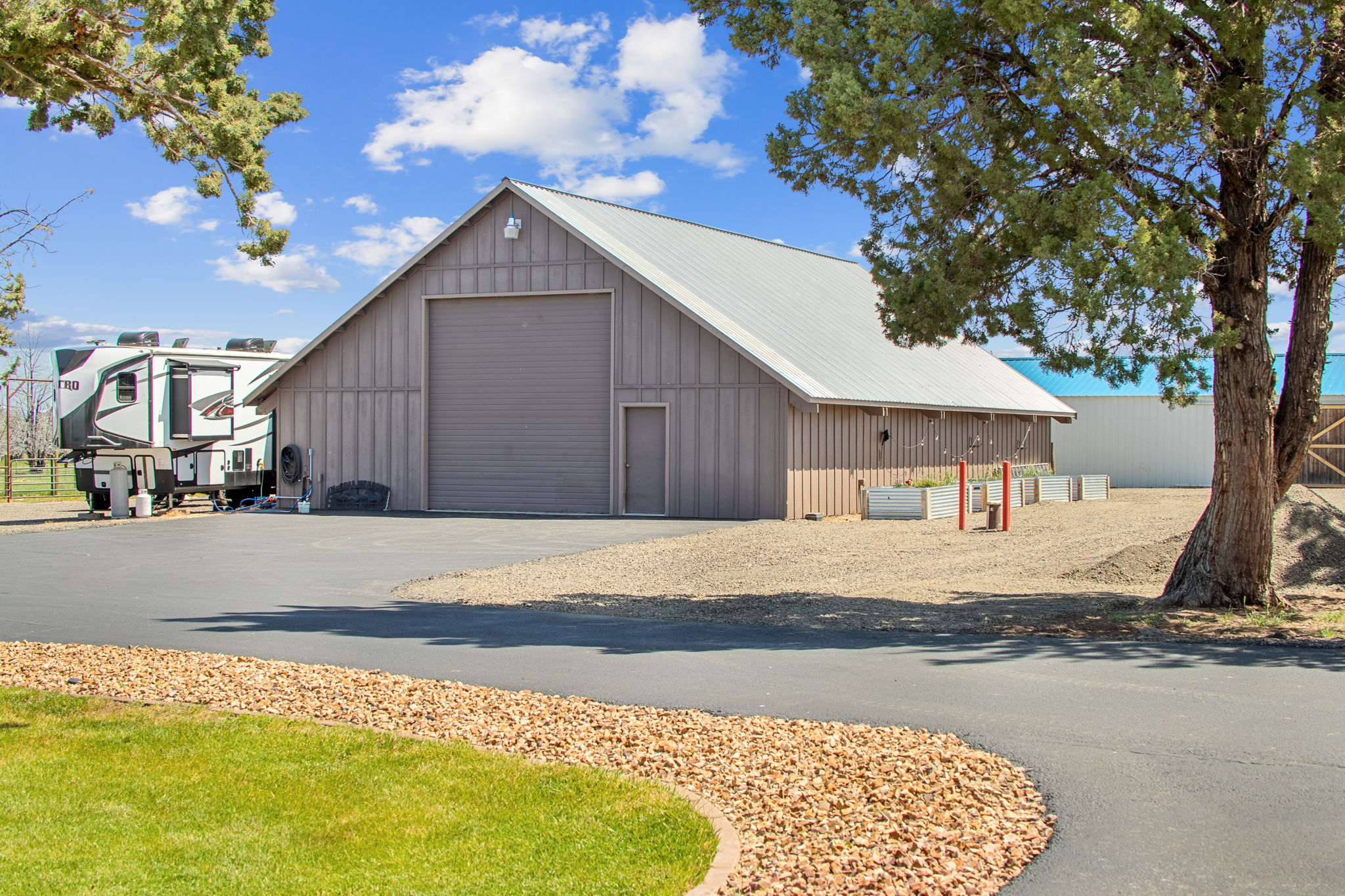 13501 SW Riggs Rd., Powell Butte, Oregon, 97753, United States, 3 Bedrooms Bedrooms, ,4 BathroomsBathrooms,Farm And Agriculture,For Sale,13501 SW Riggs Rd.,1623020
