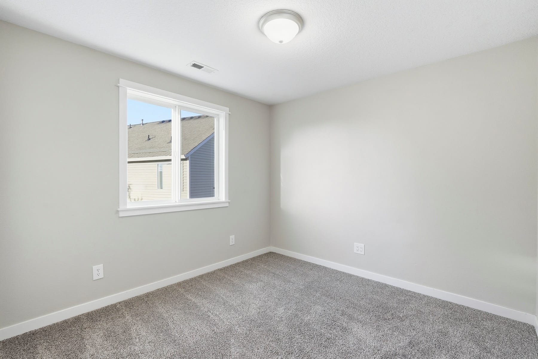  22335 SW MARTINAZZI AVE Tualatin, OR 97062 - 物件實景