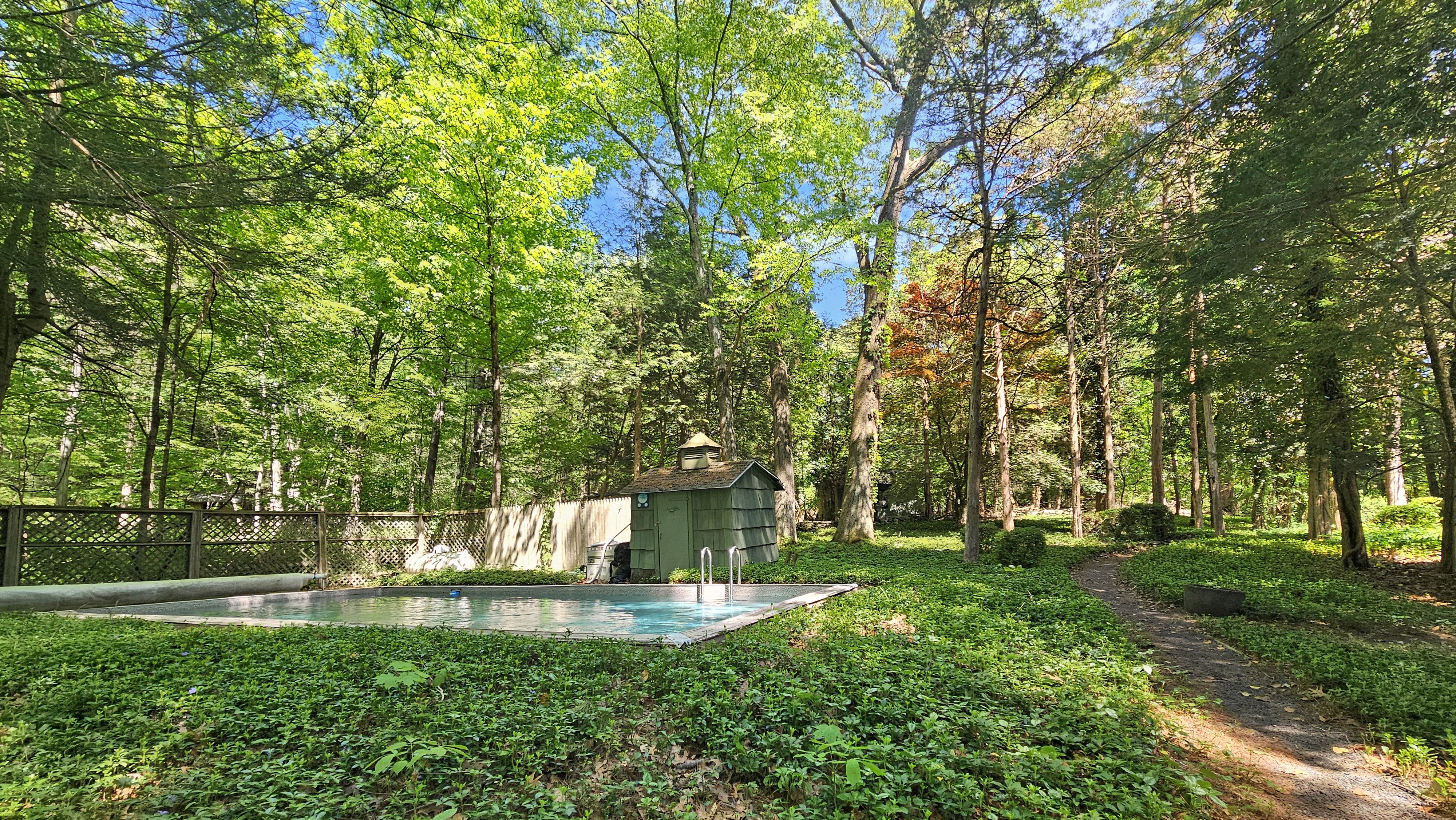 5 Bedroom Home on 2.9 Private Acres - 物件實景