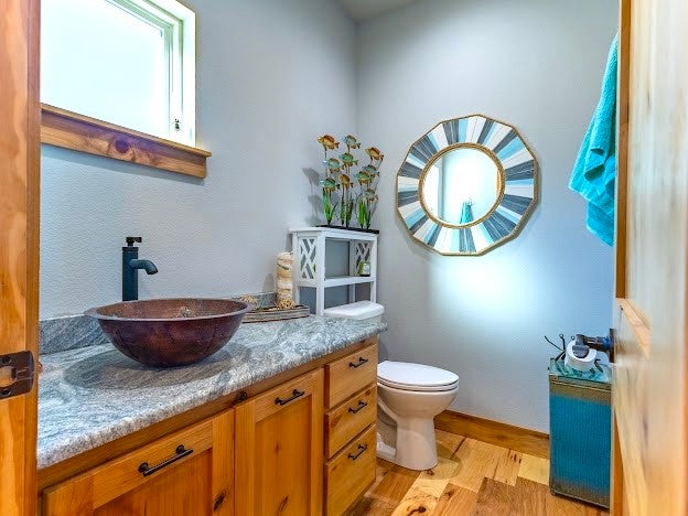 Possum Kingdom Lake, Texas, 76450, United States, 3 Bedrooms Bedrooms, ,4 BathroomsBathrooms,Residential,For Sale,2008180