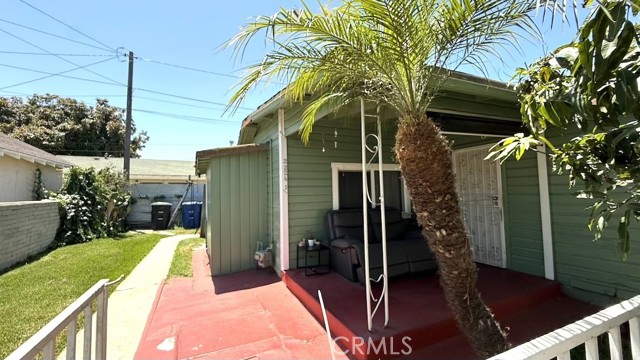 Huntington Park, California, 90255, United States, 4 Bedrooms Bedrooms, ,Residential,For Sale,1836286