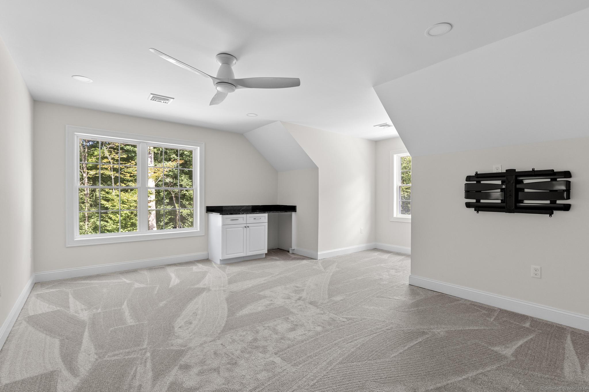 East Hampton, Connecticut, 06424, United States, 4 Bedrooms Bedrooms, ,3 BathroomsBathrooms,Residential,For Sale,2000734