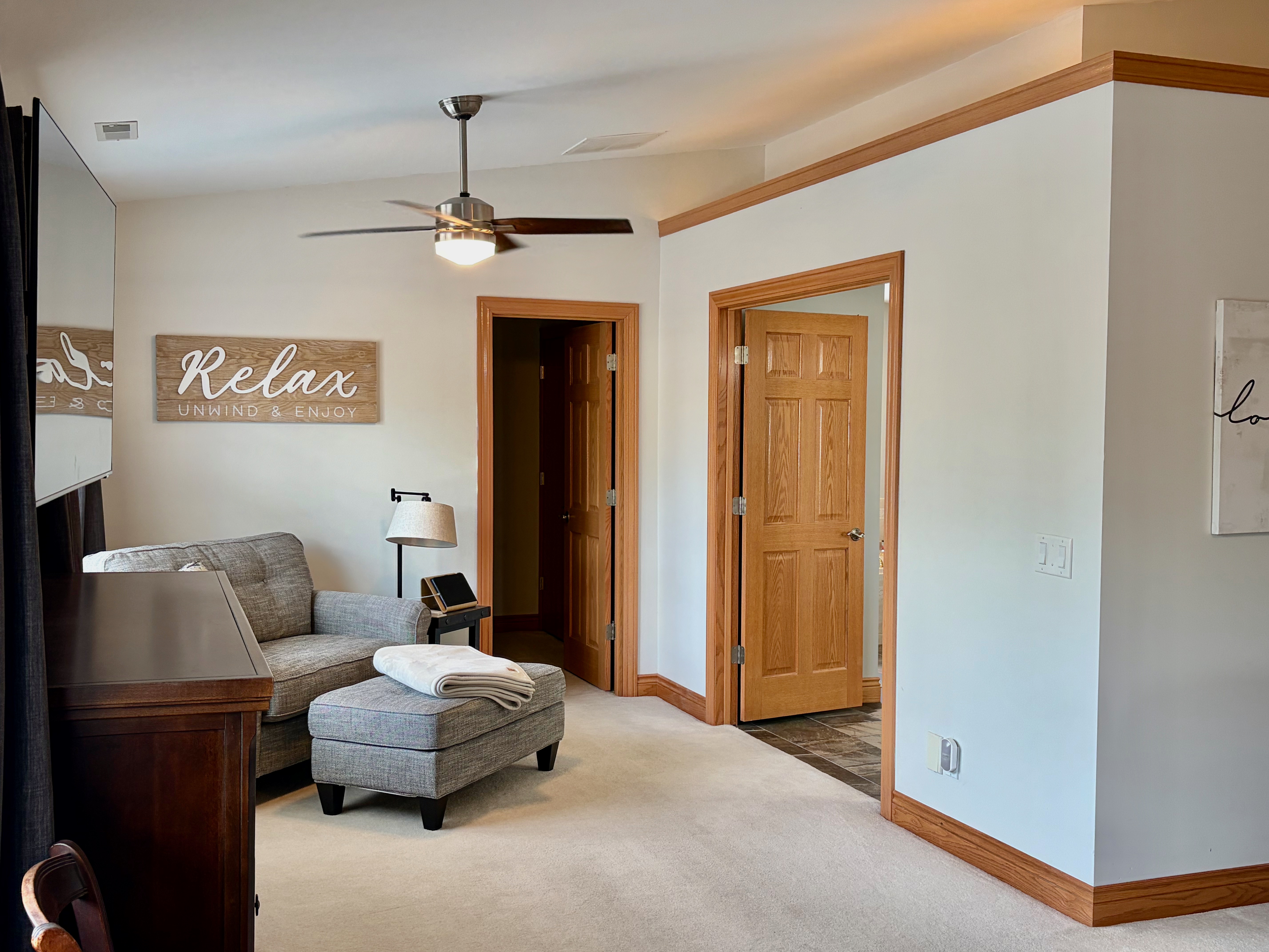 Effingham, Illinois, 62401, United States, 5 Bedrooms Bedrooms, ,5 BathroomsBathrooms,Residential,For Sale,1981428