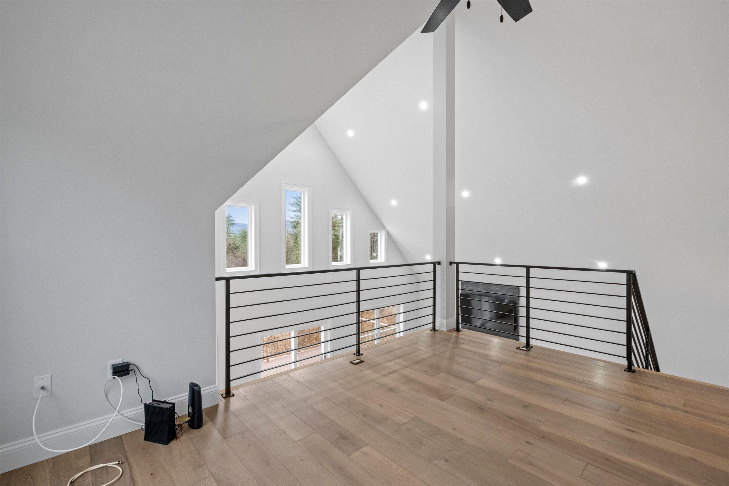 Thornton, New Hampshire, 03285, United States, 3 Bedrooms Bedrooms, ,3 BathroomsBathrooms,Residential,For Sale,1887960