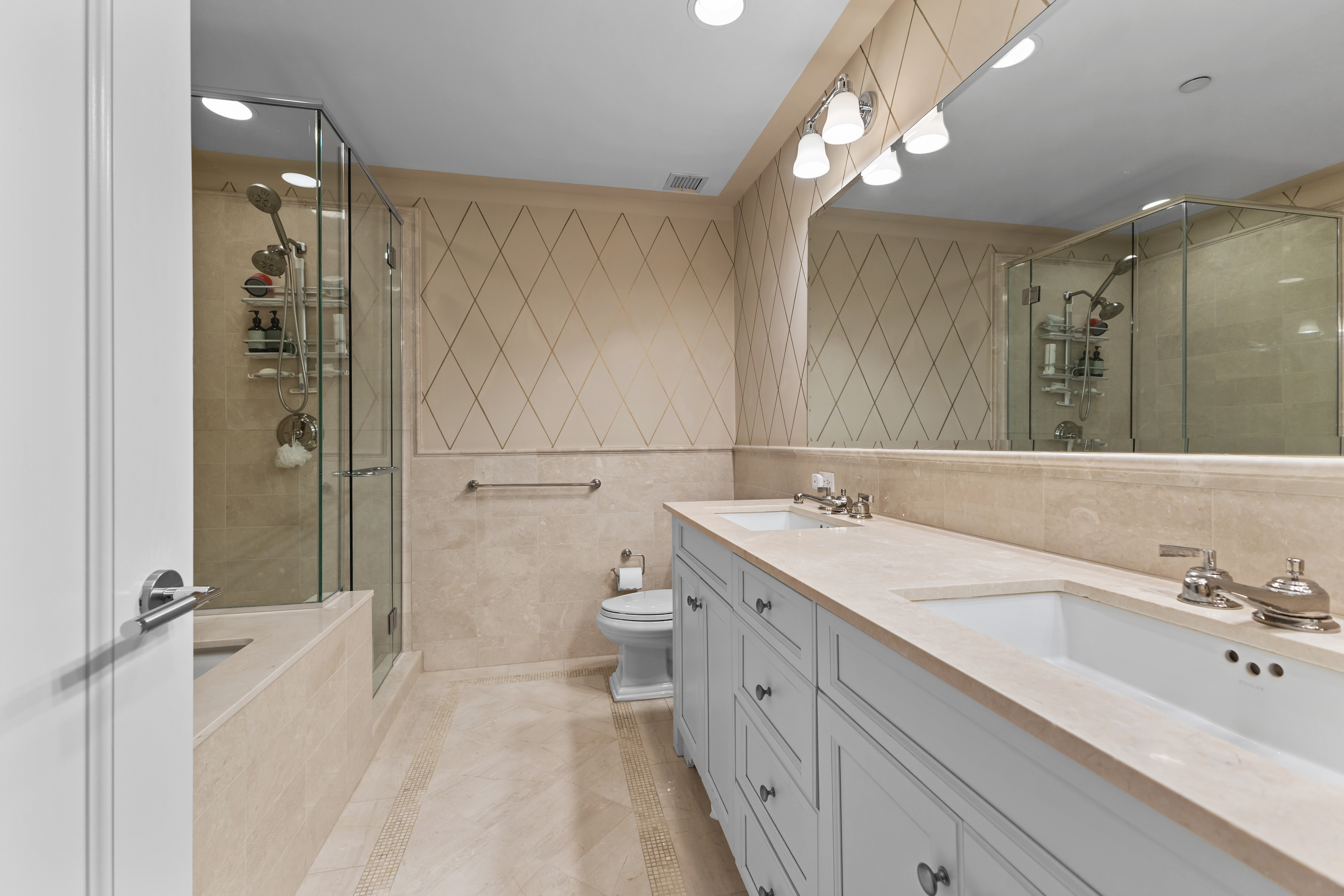  10 City Place - 物件實景