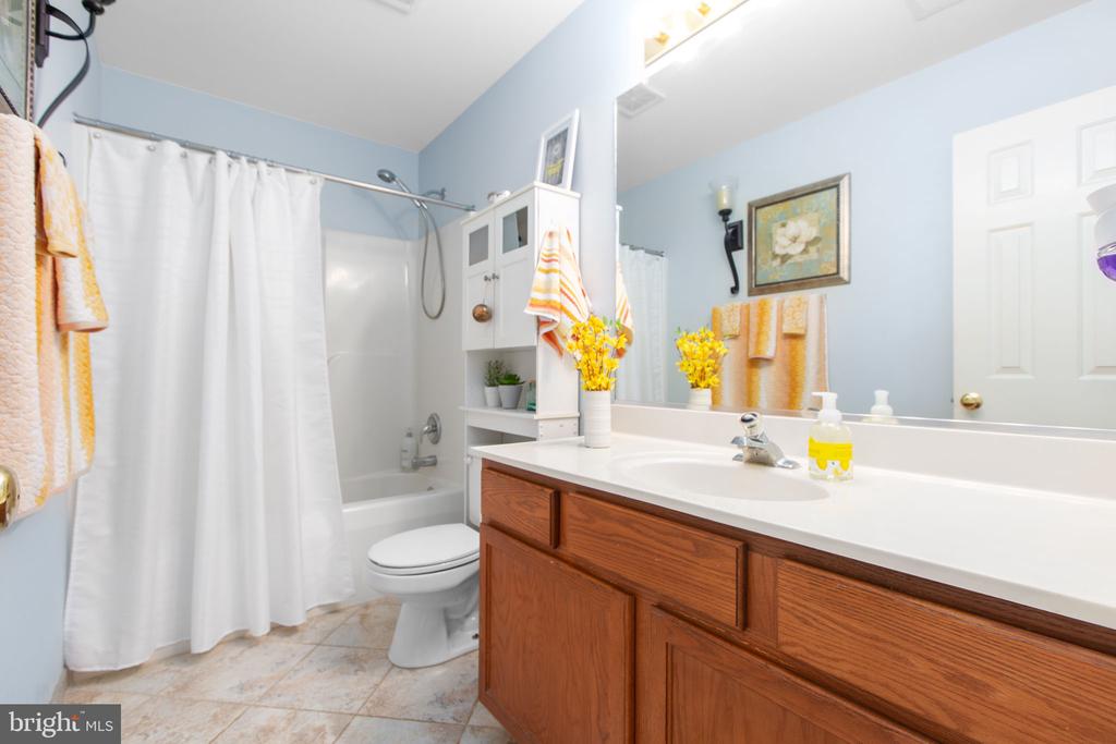 Fredericksburg, Virginia, 22406, United States, 4 Bedrooms Bedrooms, ,3 BathroomsBathrooms,Residential,For Sale,1914060