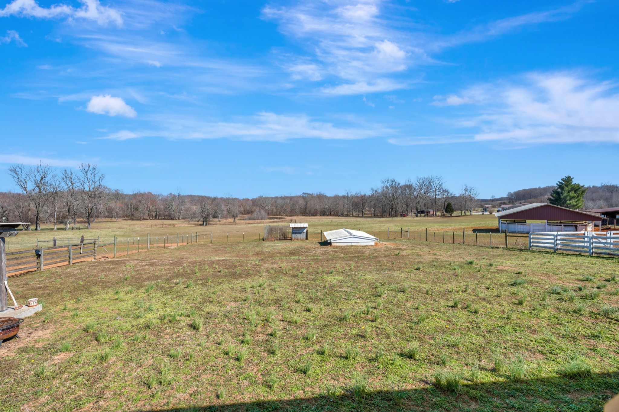 Lawrenceburg, Tennessee, 38464, United States, 3 Bedrooms Bedrooms, ,2 BathroomsBathrooms,Residential,For Sale,1940274