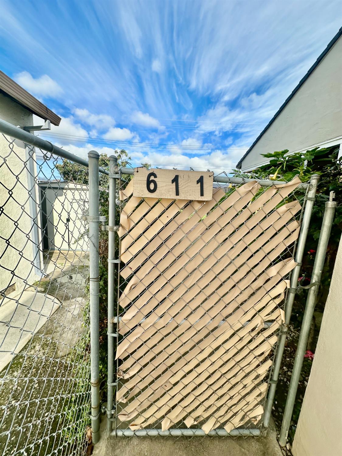 Lodi, California, 95240, United States, 3 Bedrooms Bedrooms, ,2 BathroomsBathrooms,Residential,For Sale,2009722