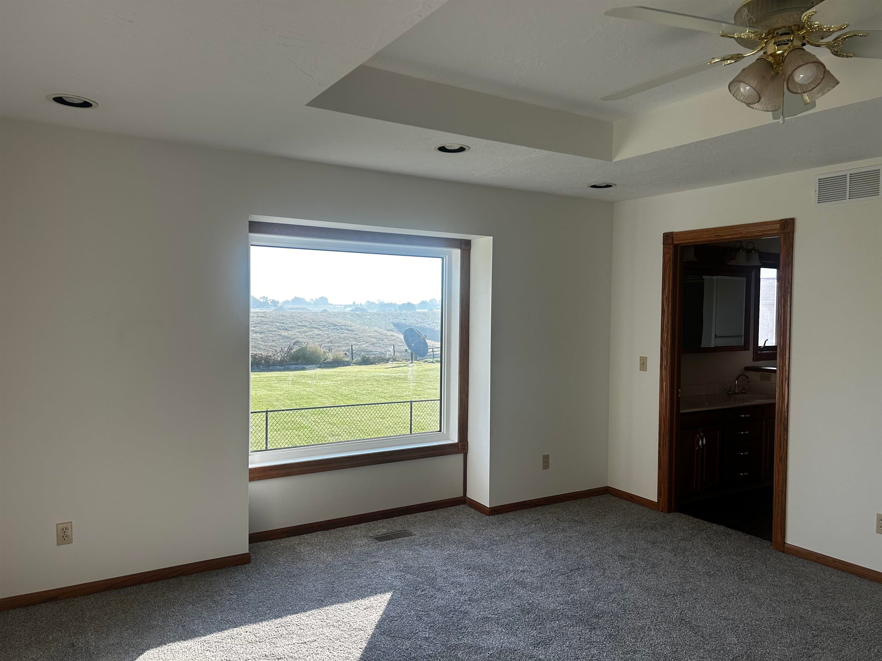 NORTH PLATTE, Nebraska, 69101, United States, 4 Bedrooms Bedrooms, ,4 BathroomsBathrooms,Residential,For Sale,1941880