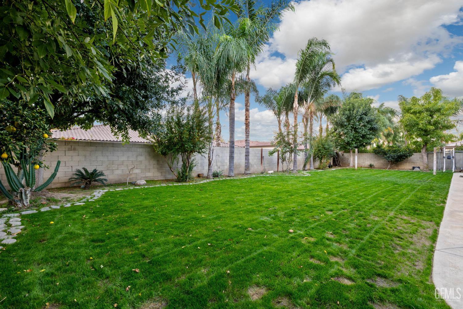 Bakersfield, California, 93312, United States, 4 Bedrooms Bedrooms, ,3 BathroomsBathrooms,Residential,For Sale,1992986