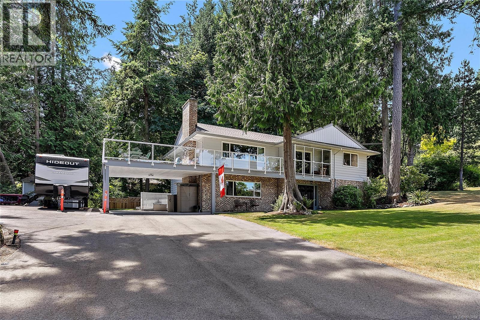 NORTH SAANICH, British Columbia, V8L 5J4, CA, 5 Bedrooms Bedrooms, ,3 BathroomsBathrooms,Residential,For Sale,1949643