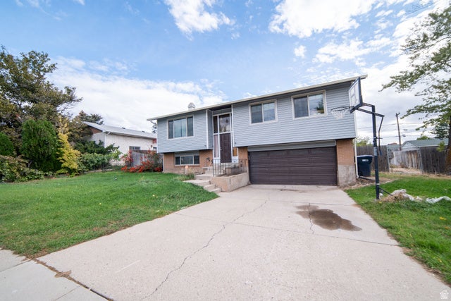 Sandy, Utah, 84093, United States, 4 Bedrooms Bedrooms, ,1 BathroomBathrooms,Residential,For Sale,2048186