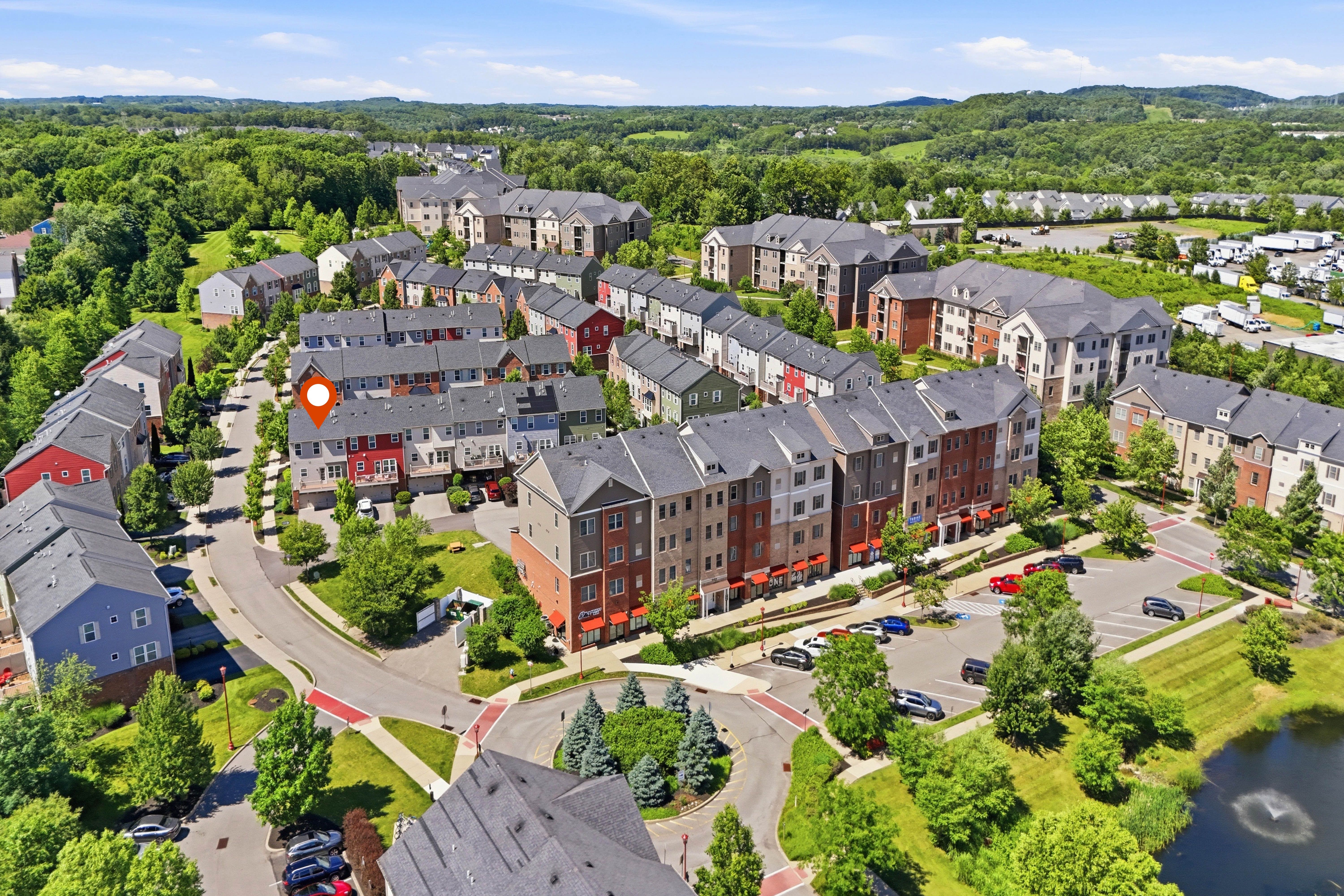  201 Thornapple Lane, Cranberry Township, PA 16066 - 物件實景