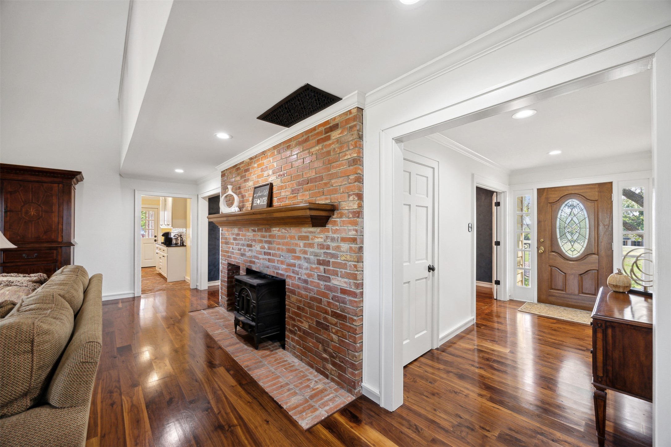 Forney, Texas, 75126, United States, 4 Bedrooms Bedrooms, ,3 BathroomsBathrooms,Residential,For Sale,1988269