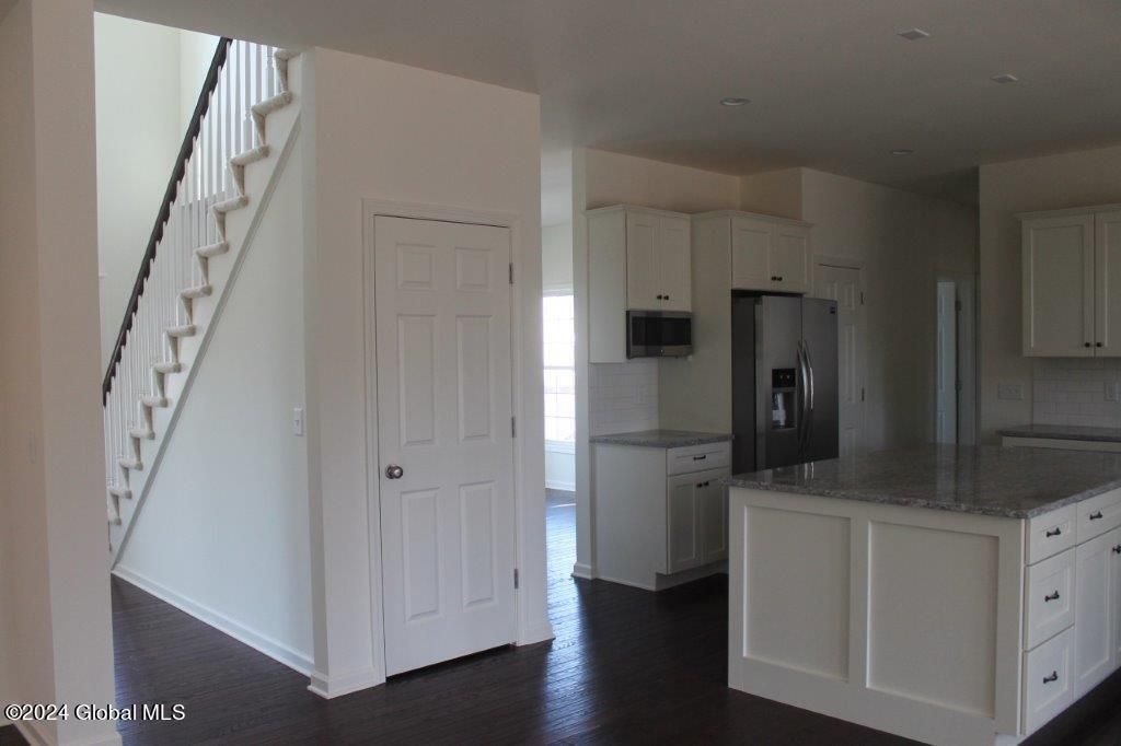 Mechanicville, New York, 12118, United States, 3 Bedrooms Bedrooms, ,3 BathroomsBathrooms,Residential,For Sale,1989343