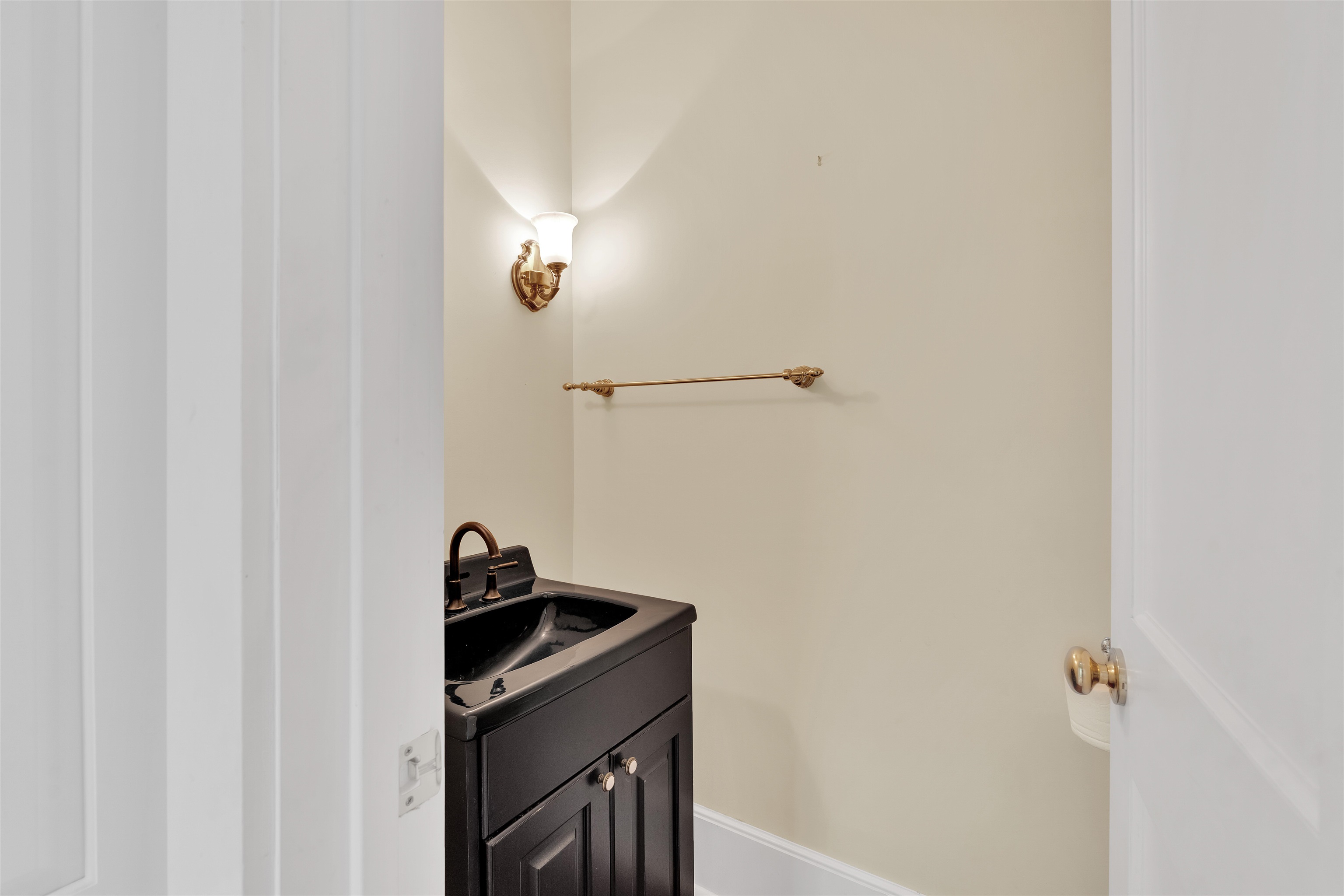 Spartanburg, South Carolina, 29302, United States, 4 Bedrooms Bedrooms, ,5 BathroomsBathrooms,Residential,For Sale,1919560