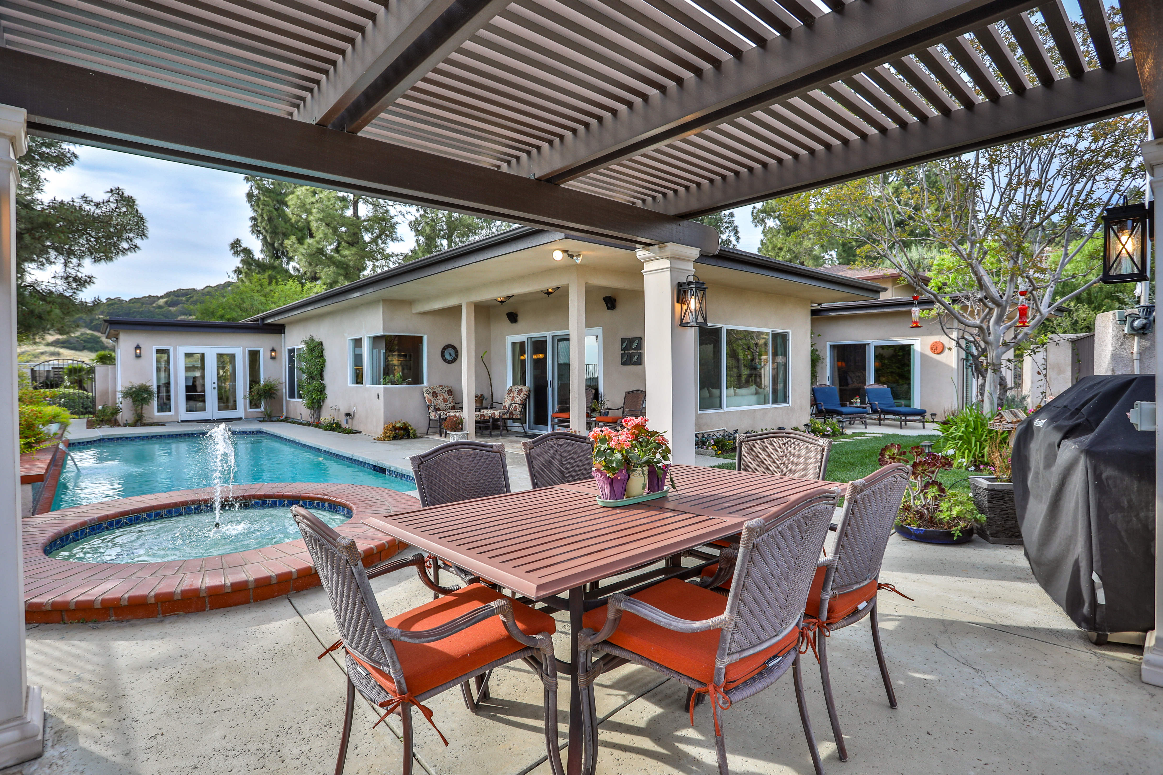  2708 N. Mountain Avenue, Claremont, CA 91711 - 物件實景