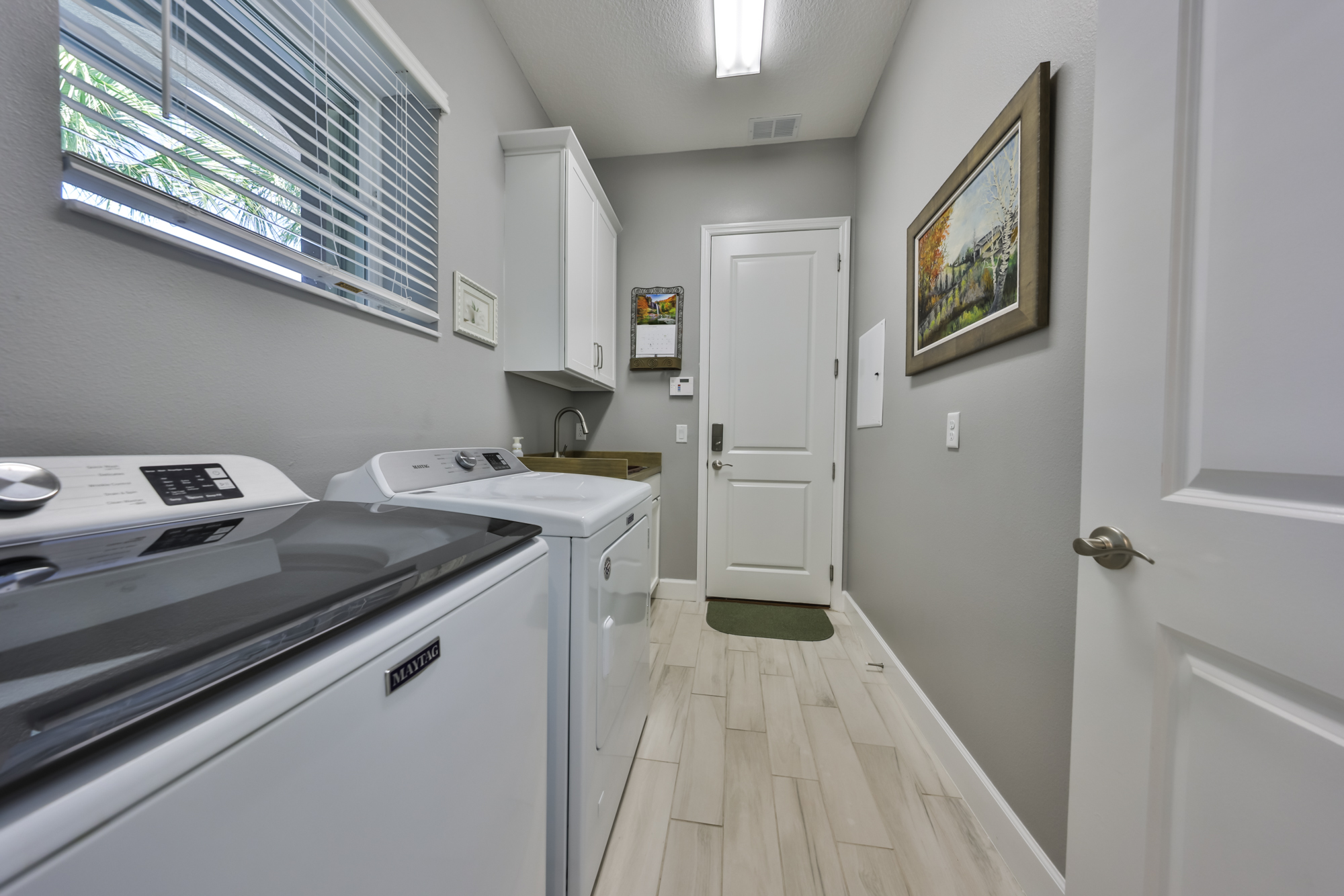 Wimauma, Florida, 33598, United States, 3 Bedrooms Bedrooms, ,3 BathroomsBathrooms,Residential,For Sale,1989865