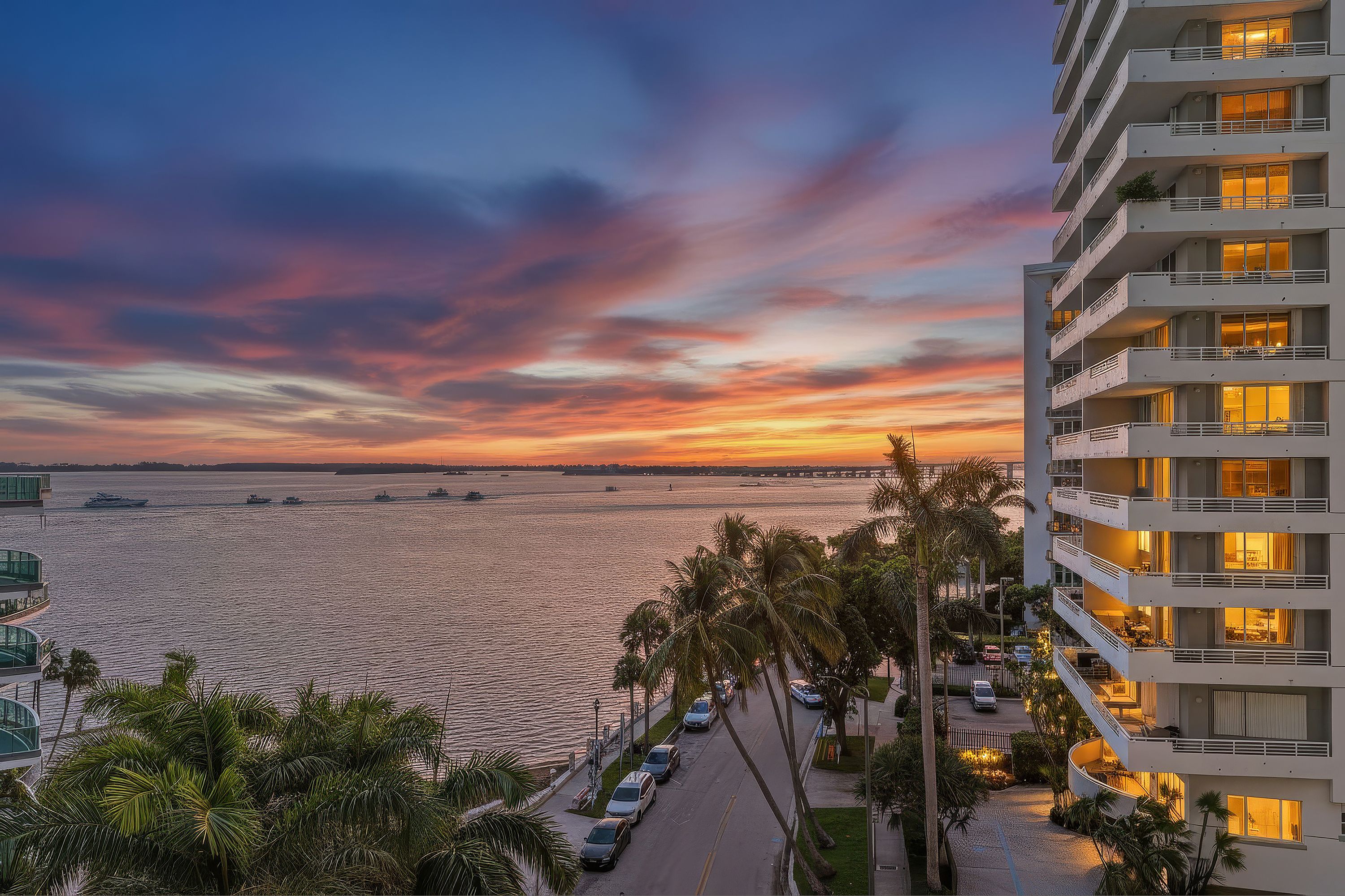  1331 Brickell Bay Dr, Miami, FL, 33131 - 物件實景