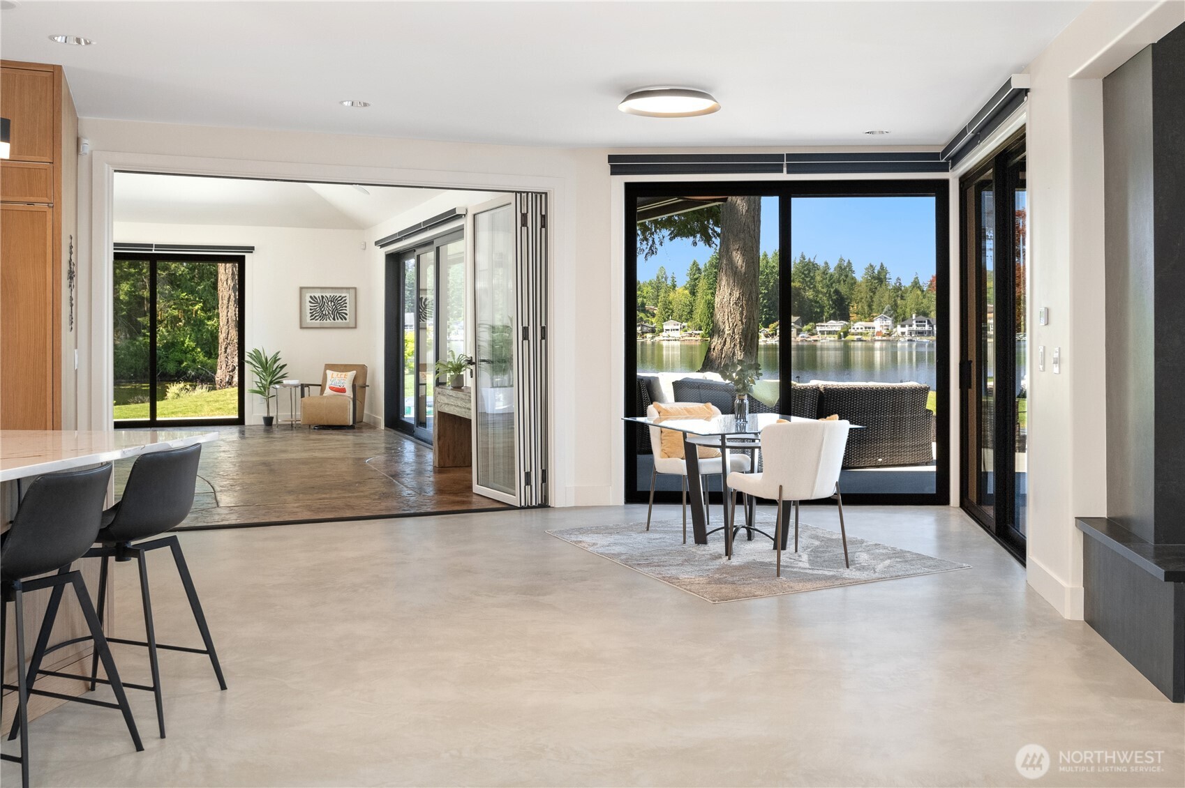 Black Diamond, Washington, 98010, United States, 4 Bedrooms Bedrooms, ,2 BathroomsBathrooms,Residential,For Sale,1902015
