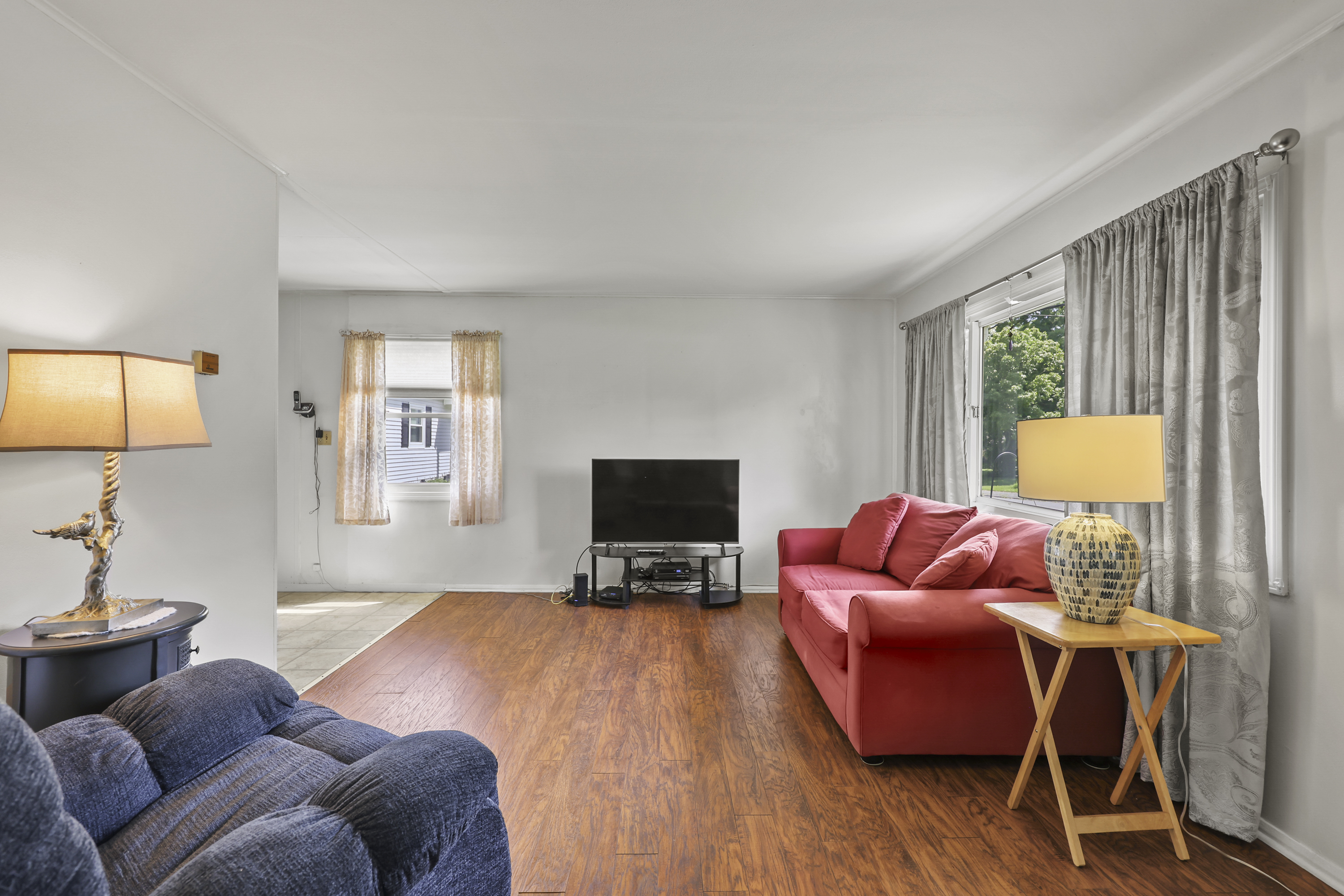  Sweet & Petite Inviting One-Level Easy Care Home - 物件實景