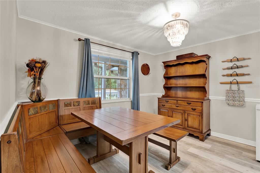 Apopka, Florida, 32712, United States, 4 Bedrooms Bedrooms, ,3 BathroomsBathrooms,Residential,For Sale,1901270