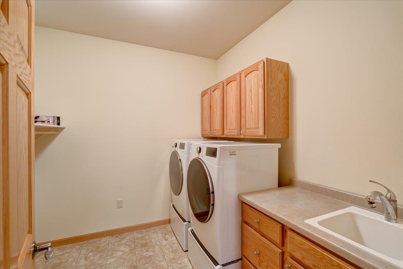 Cross Plains, Wisconsin, 53528, United States, 4 Bedrooms Bedrooms, ,3 BathroomsBathrooms,Residential,For Sale,1914222