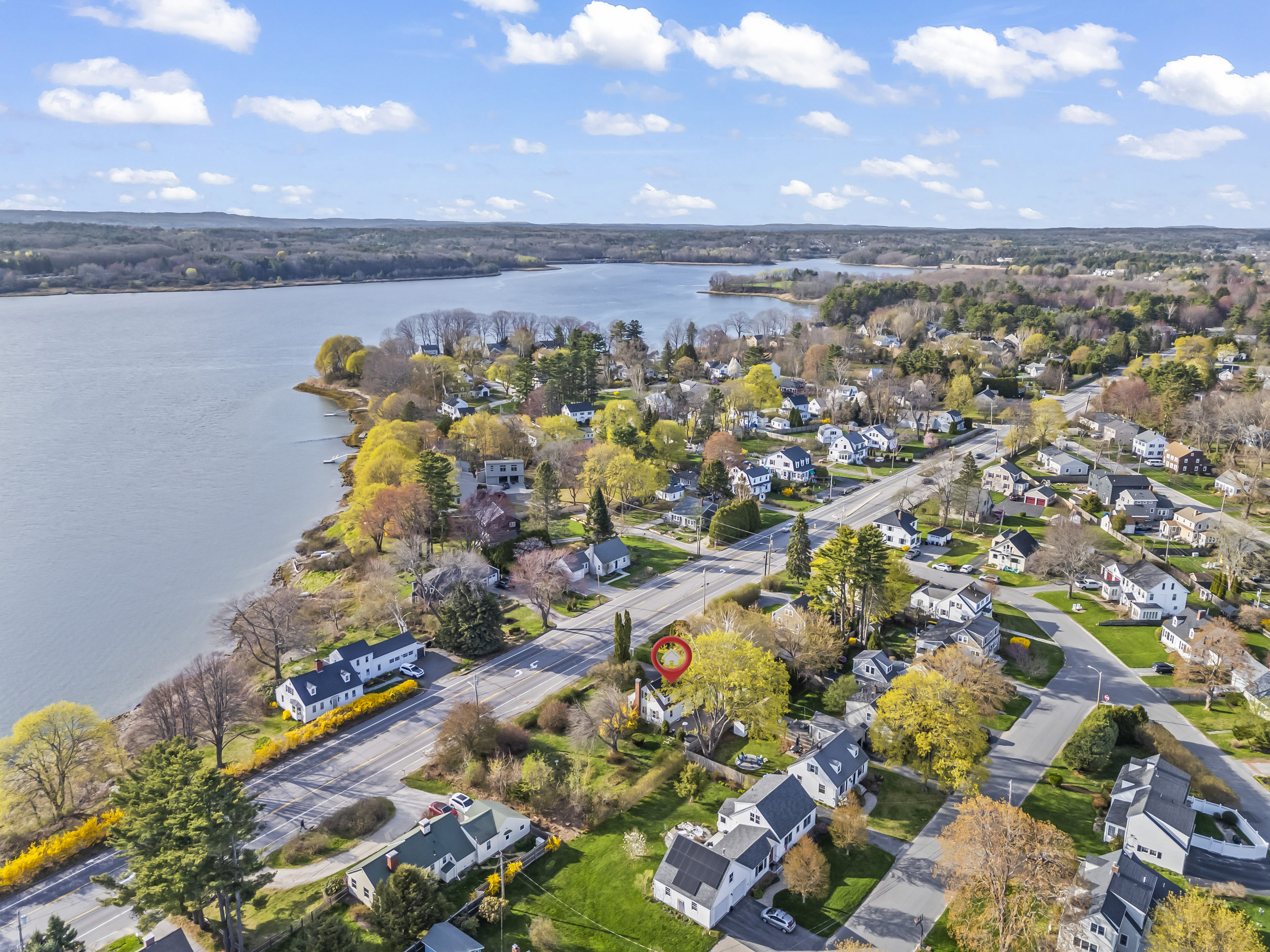 Falmouth, Maine, 04105, United States, 3 Bedrooms Bedrooms, ,2 BathroomsBathrooms,Residential,For Sale,1794593