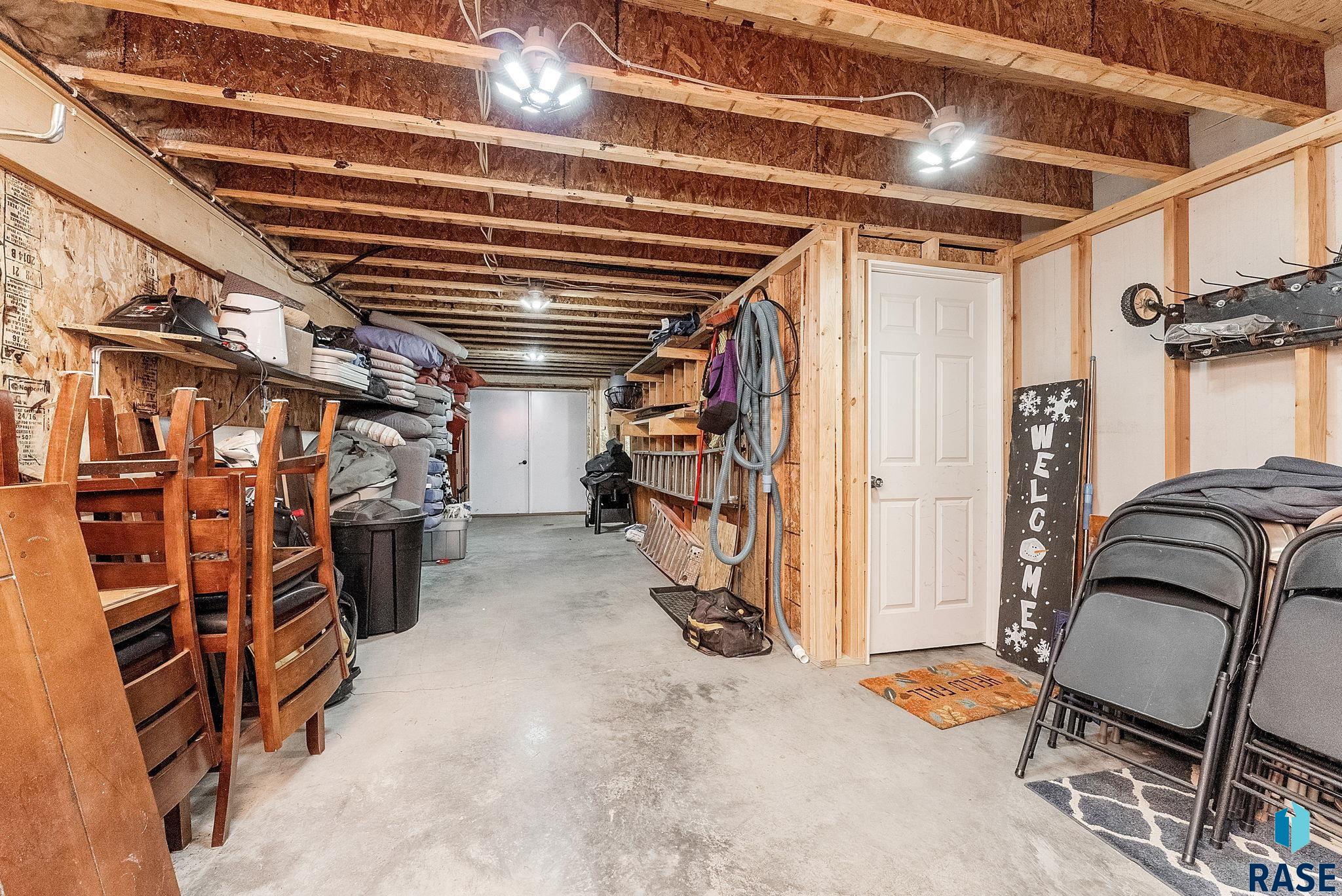 Lester, Iowa, 51242, United States, 4 Bedrooms Bedrooms, ,5 BathroomsBathrooms,Residential,For Sale,1926718