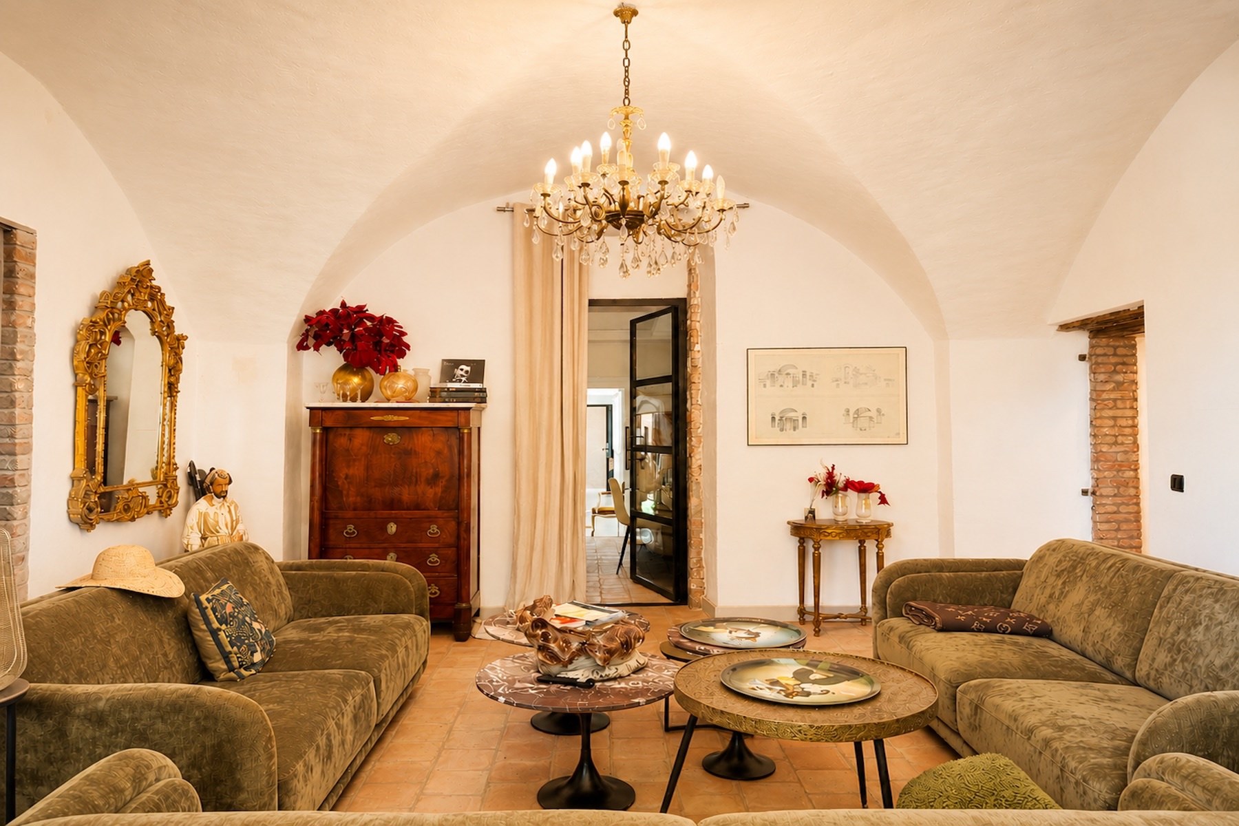  Exceptional Provençal Mas on 4.4 Hectares – Monumental Courtyard, Swimming Pool… - 物件實景