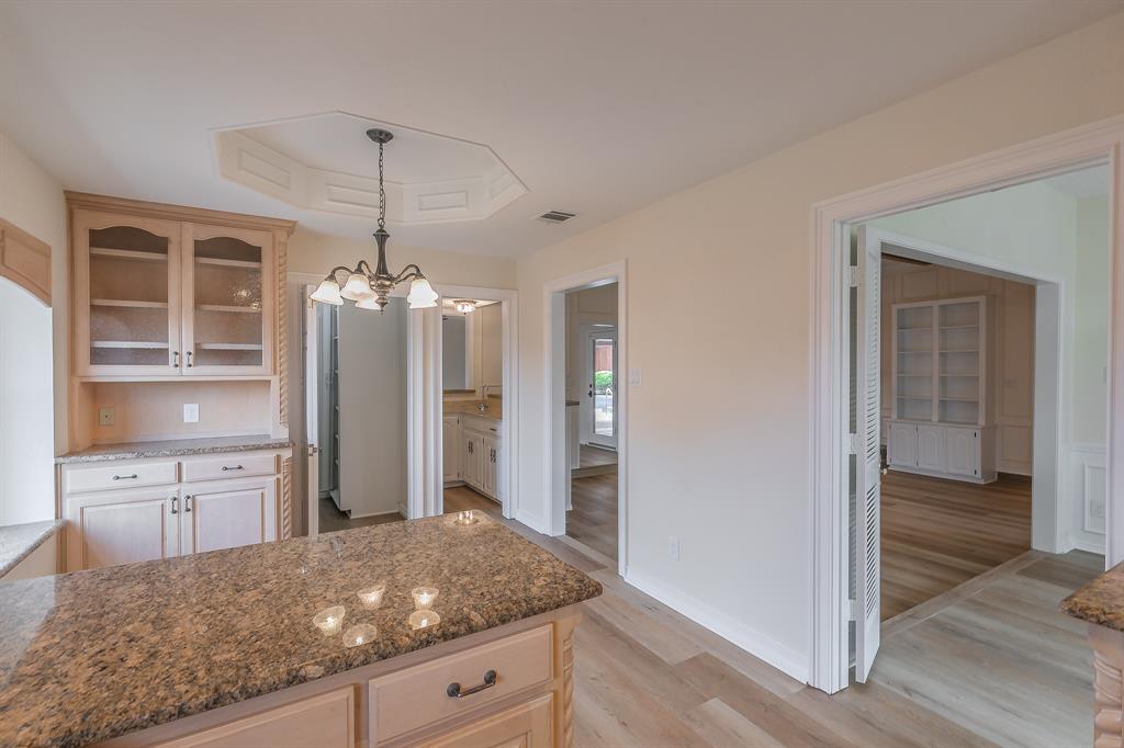 Bedford, Texas, 76021, United States, 3 Bedrooms Bedrooms, ,2 BathroomsBathrooms,Residential,For Sale,1942706