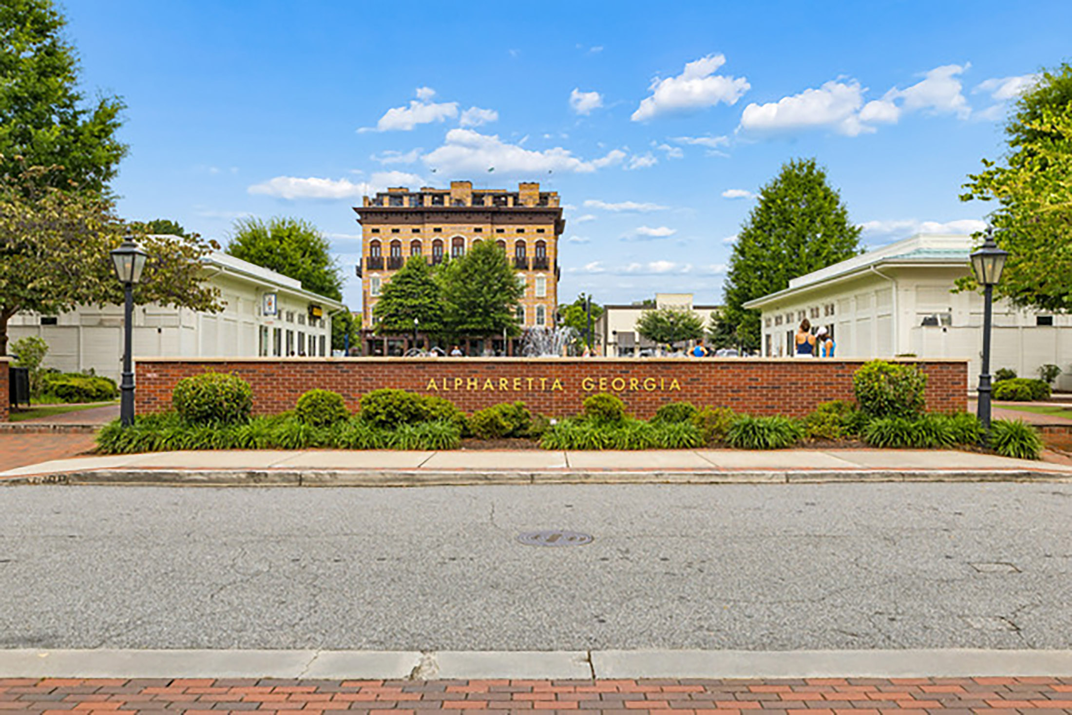  Extensively Renovated Home in the Heart of Downtown Alpharetta - 物件實景