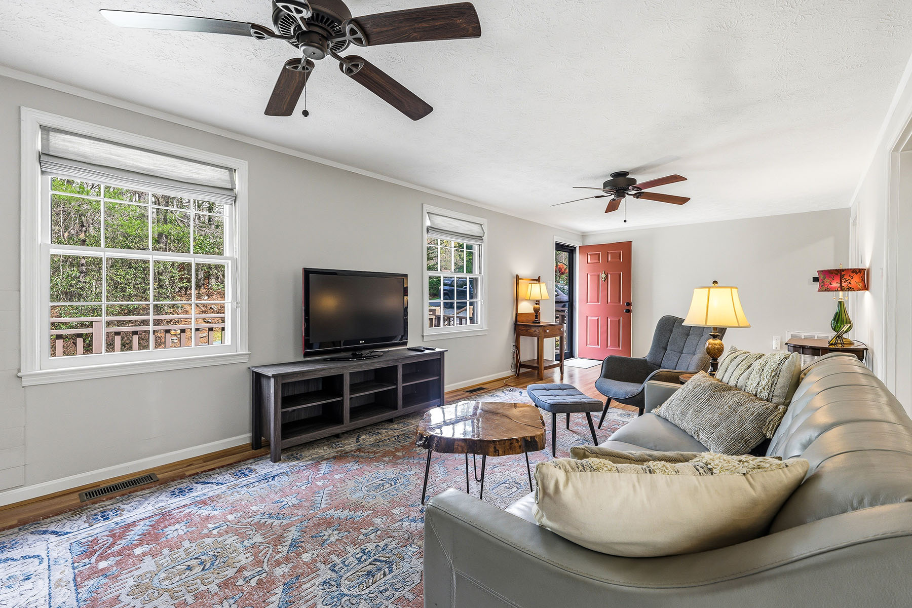  PISGAH FOREST - 物件實景