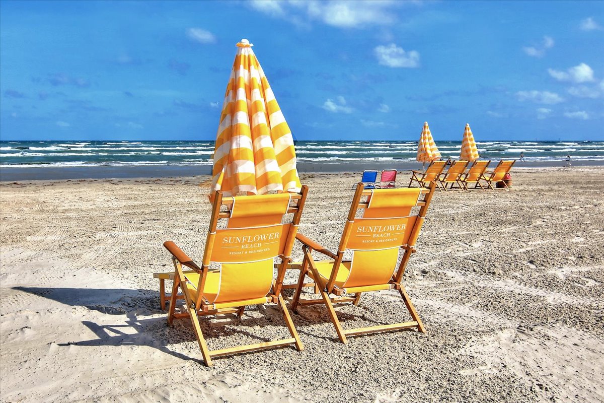 Port Aransas, Texas, 78373, United States, 3 Bedrooms Bedrooms, ,3 BathroomsBathrooms,Residential,For Sale,1979271