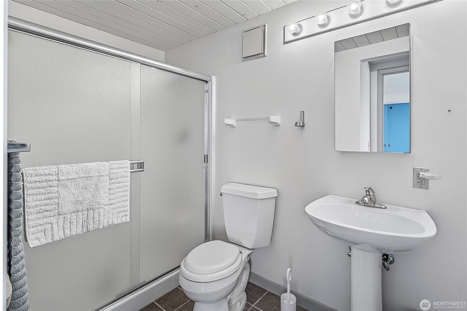 Ocean Park, Washington, 98640, United States, 2 Bedrooms Bedrooms, ,2 BathroomsBathrooms,Residential,For Sale,2049275