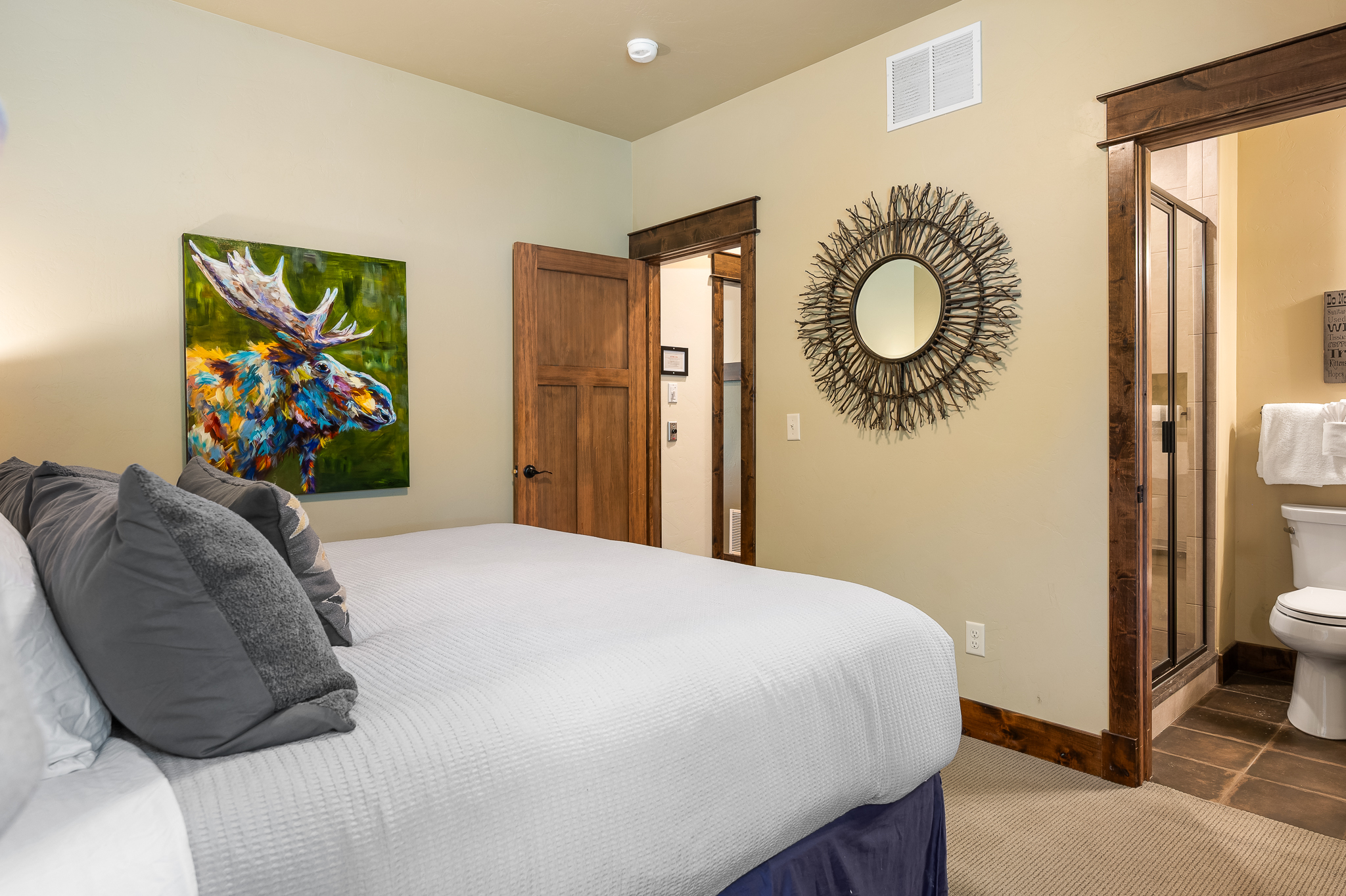  909 Park Avenue, Grand Lake, CO, 80447 - 物件實景