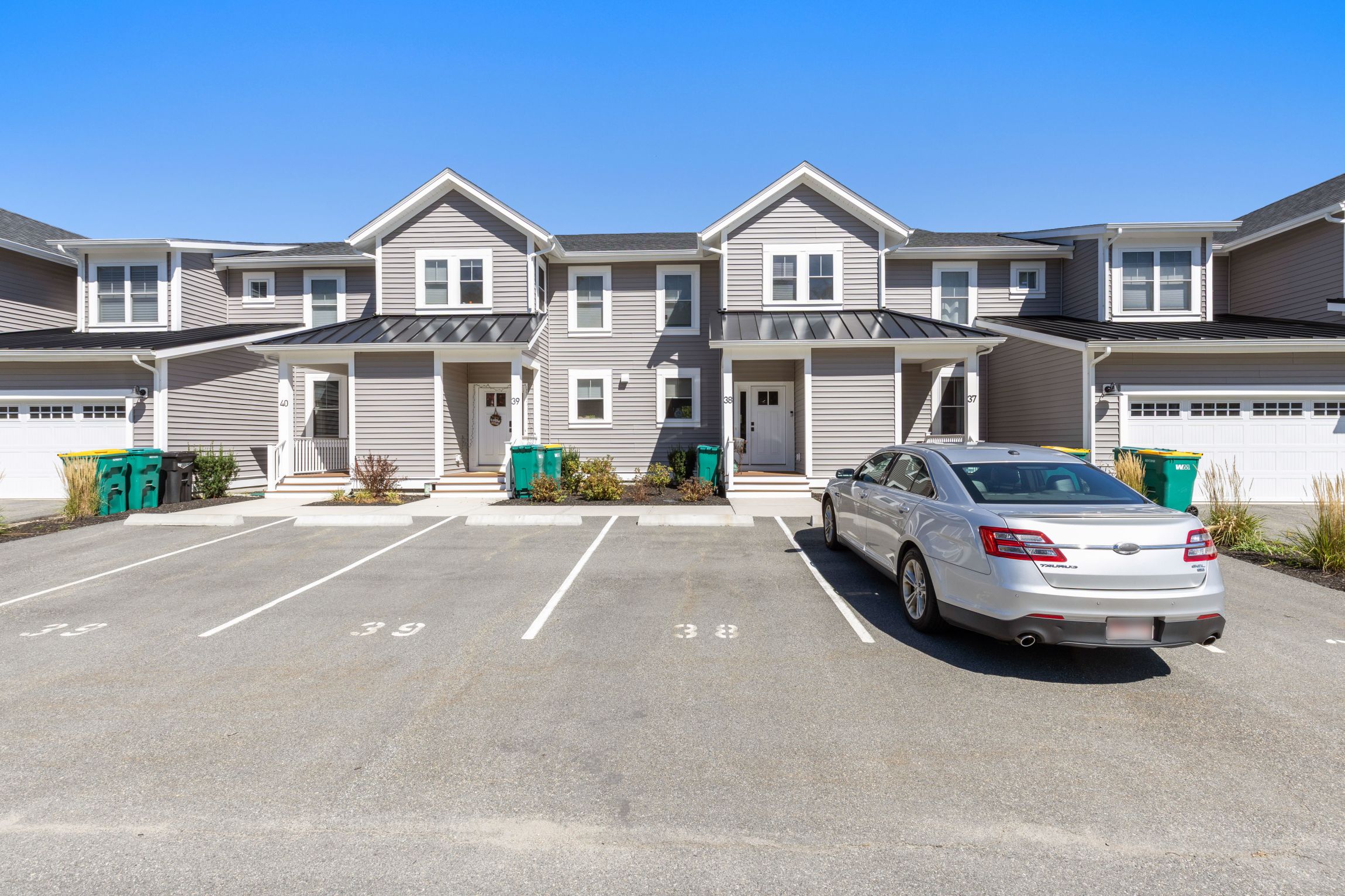  7 E Dexter Avenue, Unit 38, Woburn, MA, 01801 - 物件實景