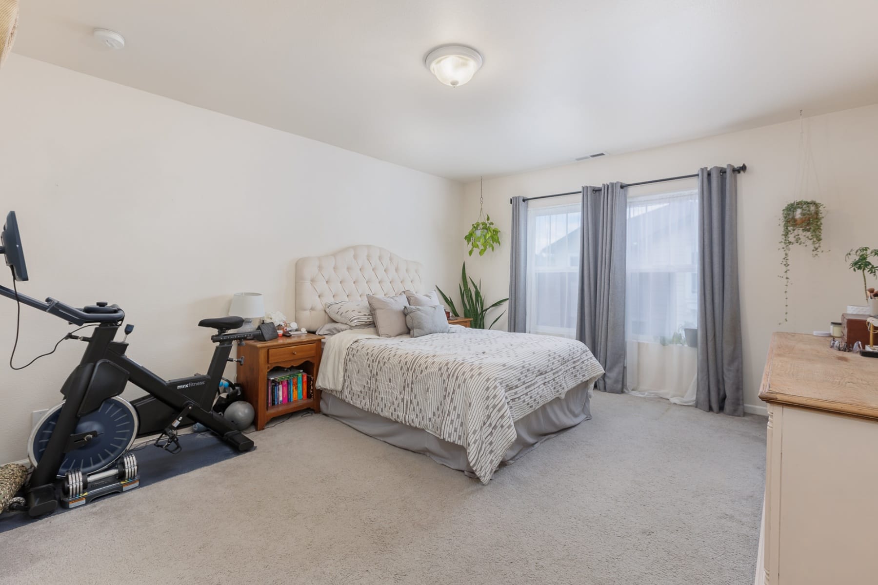  1653 RILEY LN Eugene, OR 97402 - 物件實景