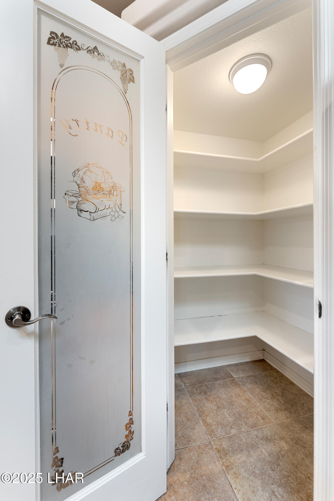 Lake Havasu City, Arizona, 86404, United States, 3 Bedrooms Bedrooms, ,1 BathroomBathrooms,Residential,For Sale,1967862