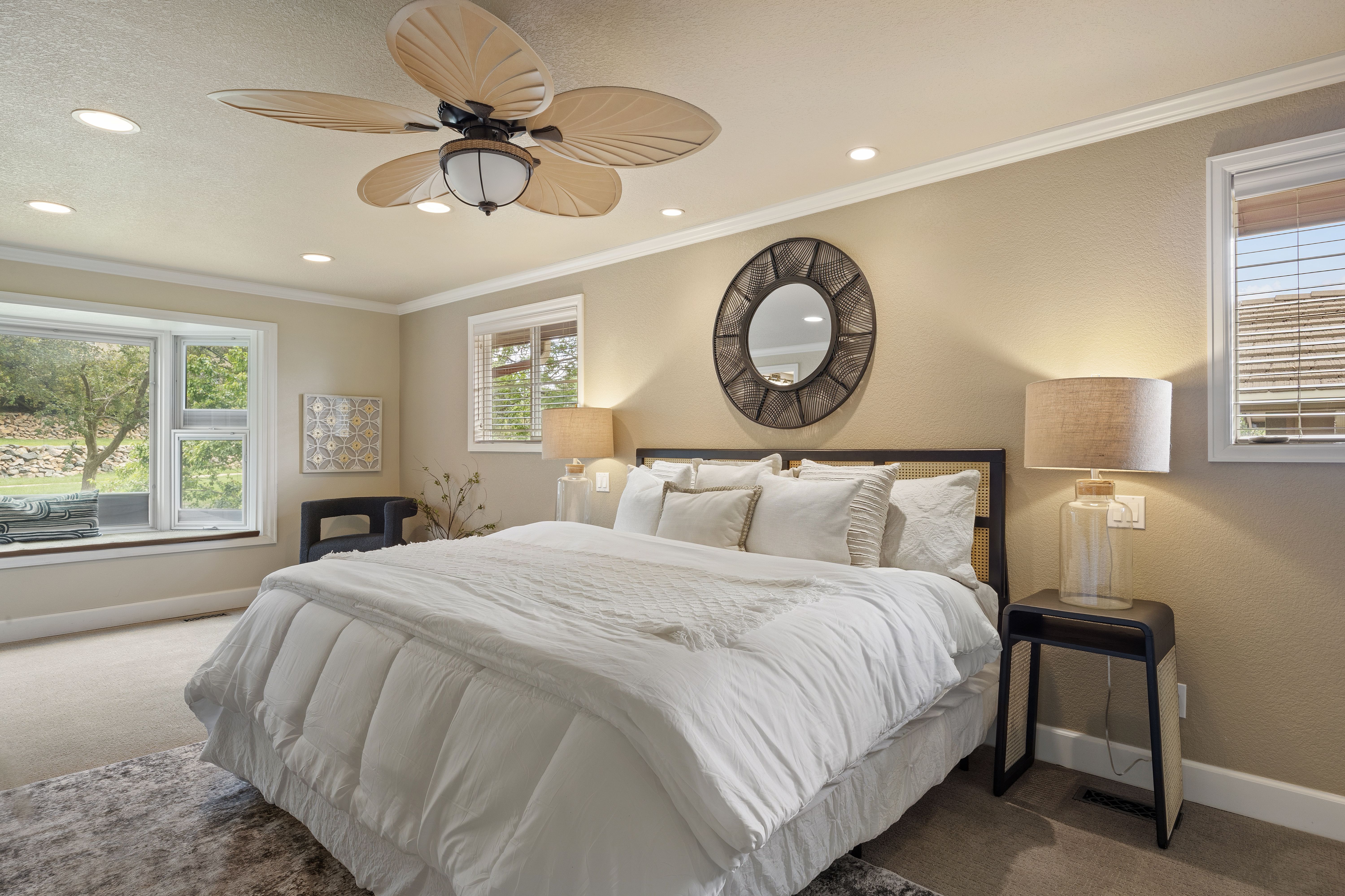  Beautifully Updated Home On Cul-De-Sac In Desirable Heritage Place Neighborhood - 物件實景