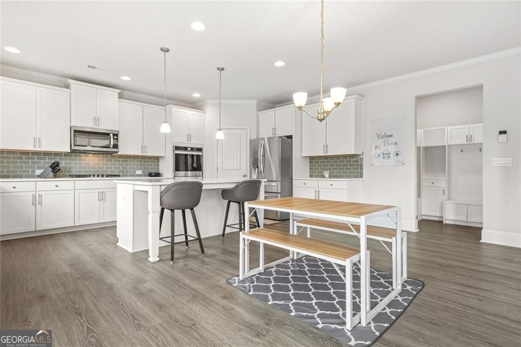 Lithia Springs, Georgia, 30122, United States, 5 Bedrooms Bedrooms, ,4 BathroomsBathrooms,Residential,For Sale,2006565